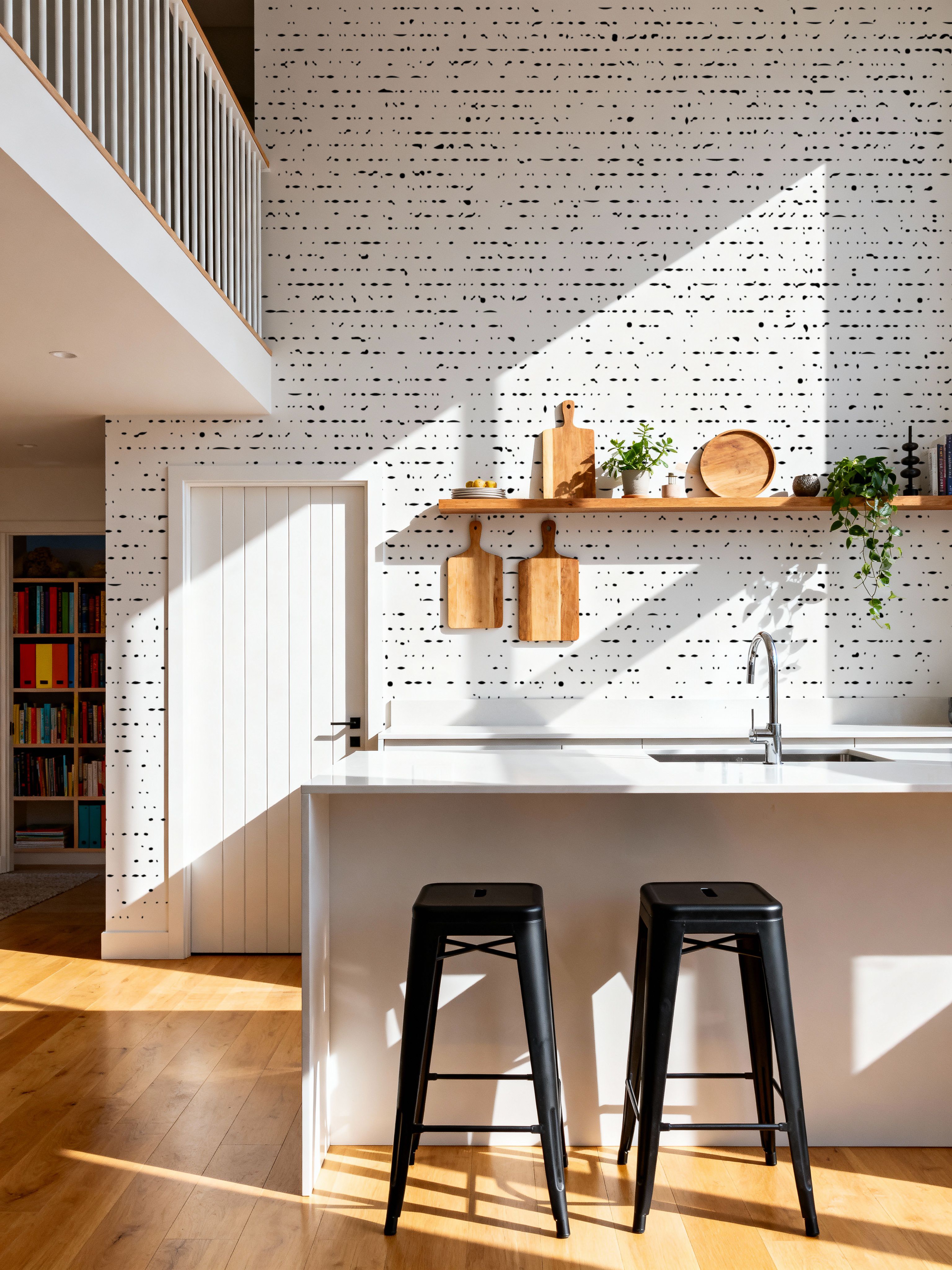 Vertical Distressed Dots