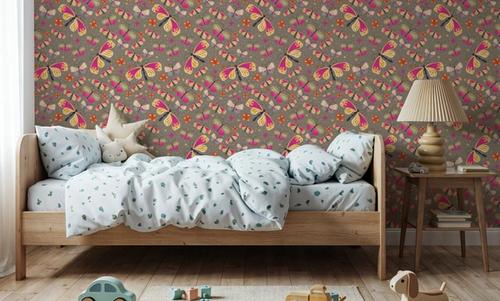 Butterfly Crowd, Tan