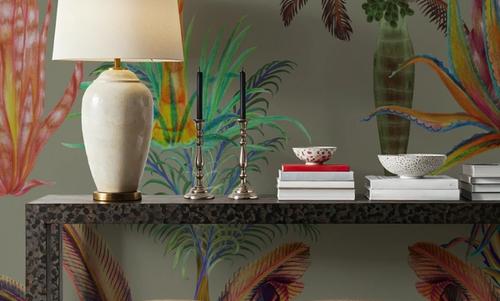 Statement Palms, Laurel