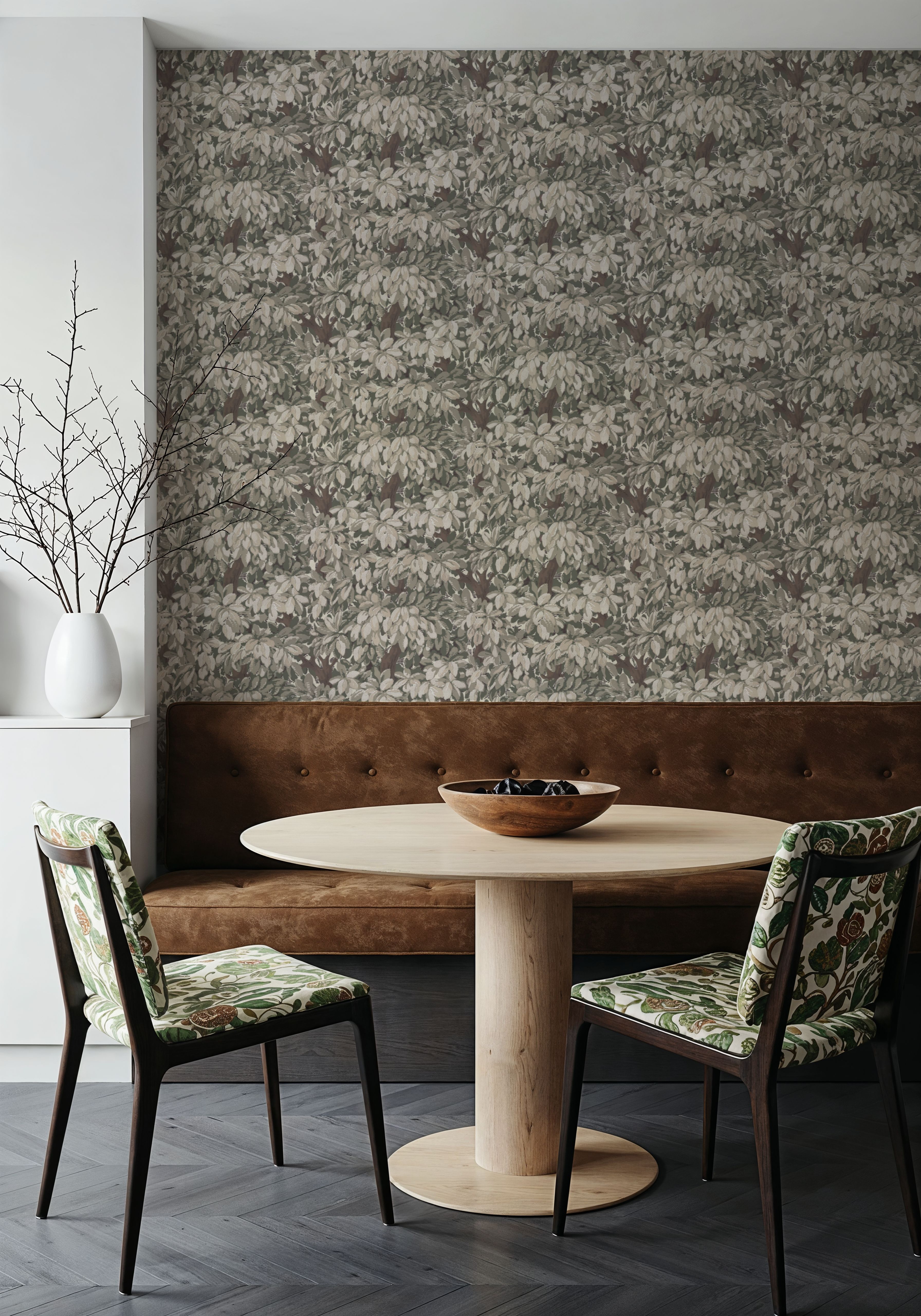 Tree Bower, Khaki