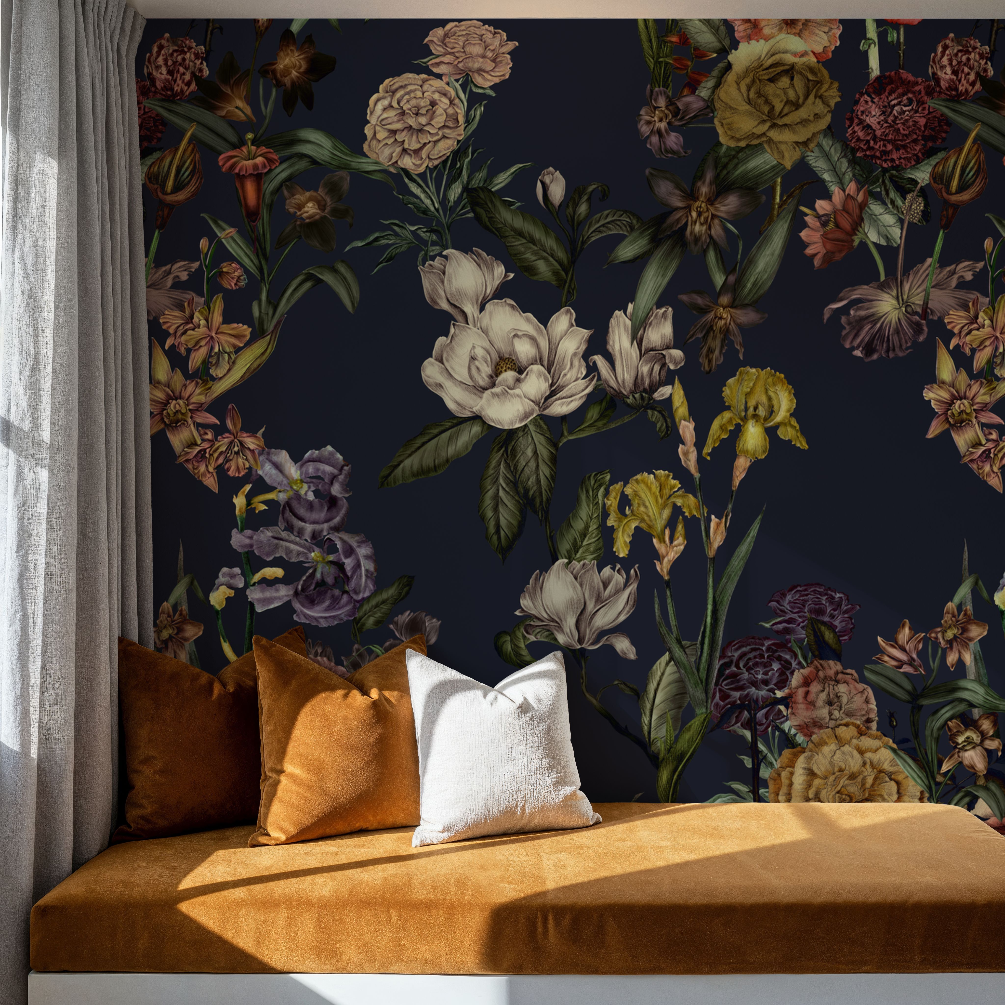 Floral Gaze, Midnight