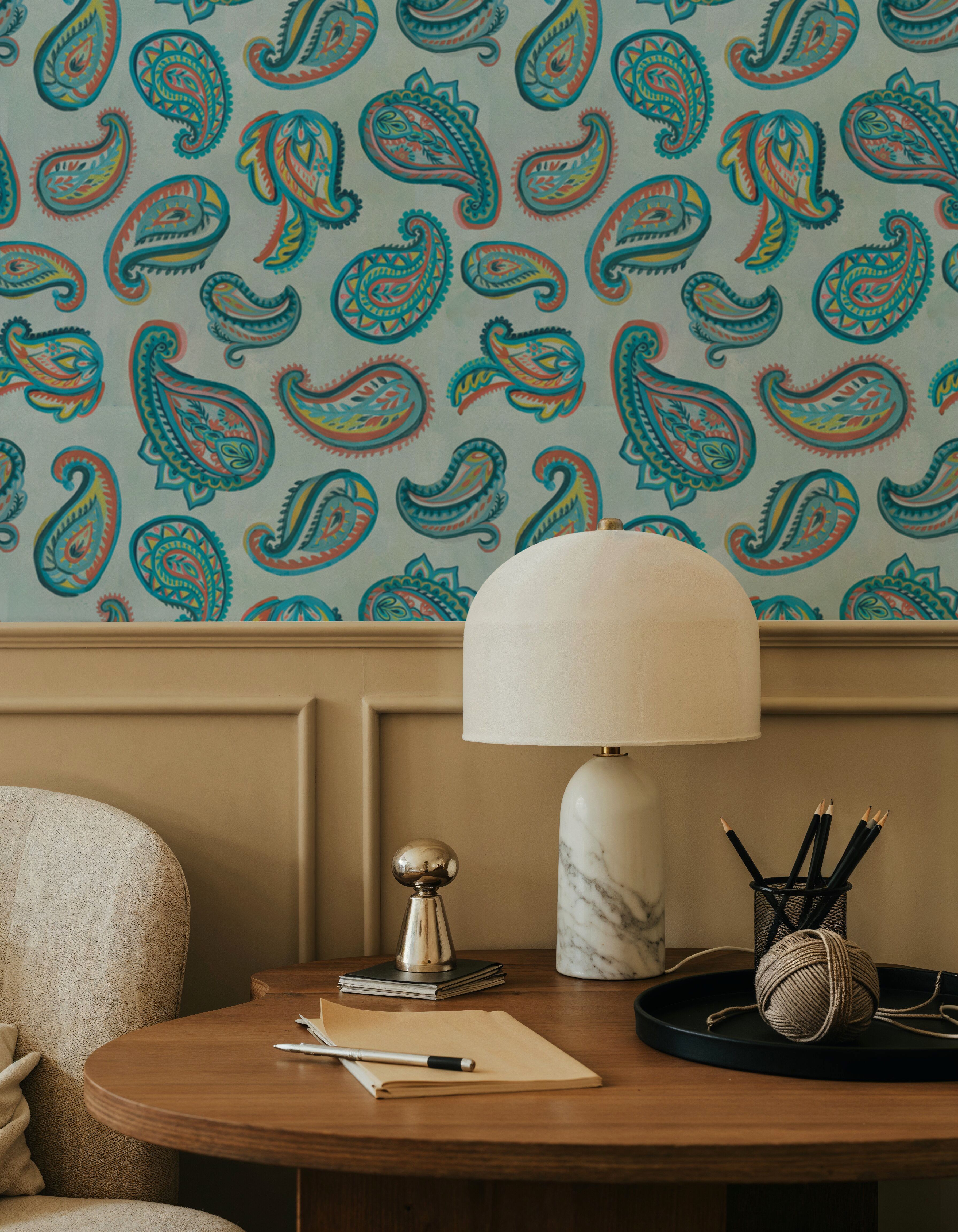 Emerald Paisley Light