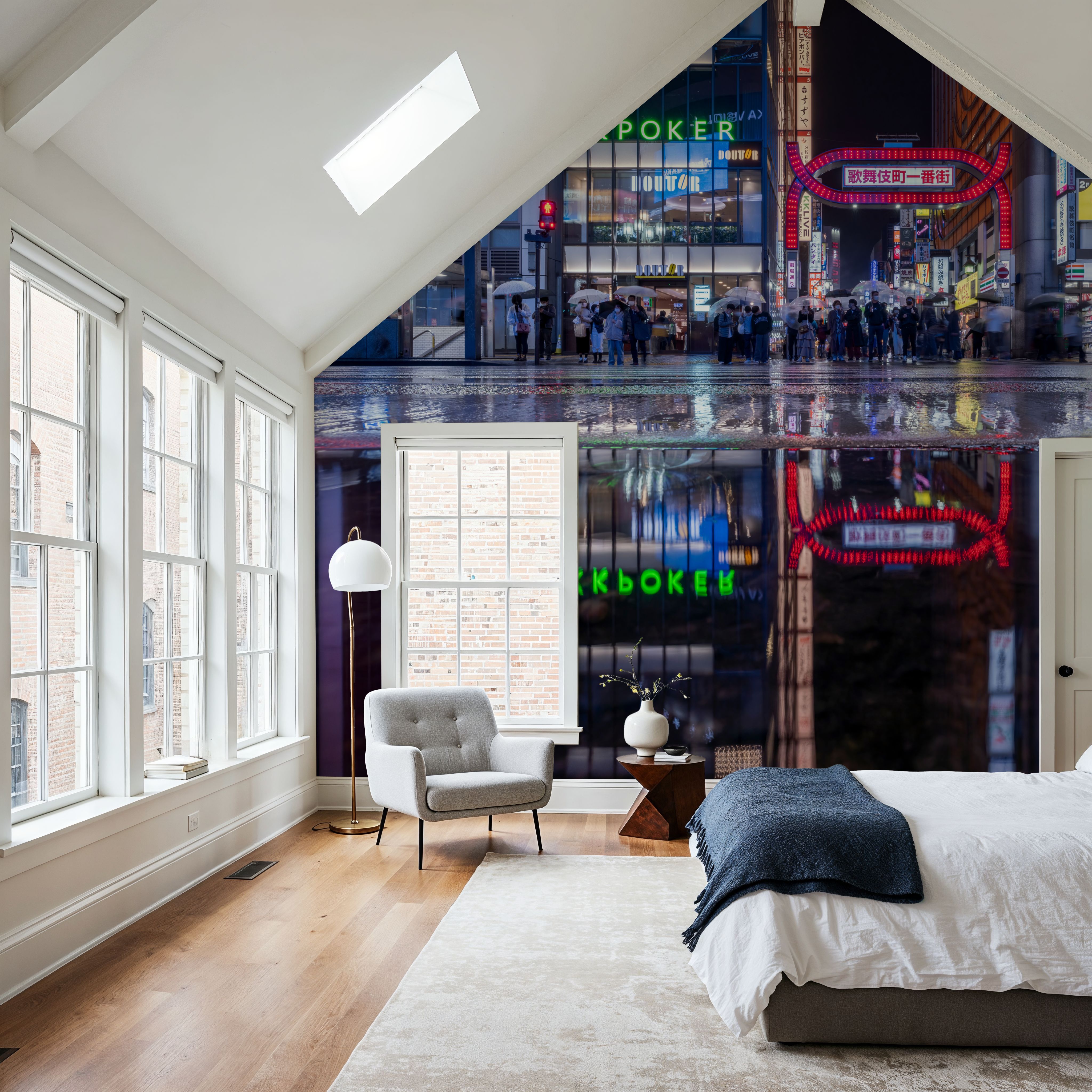 Kabukicho Nightlife Reflections