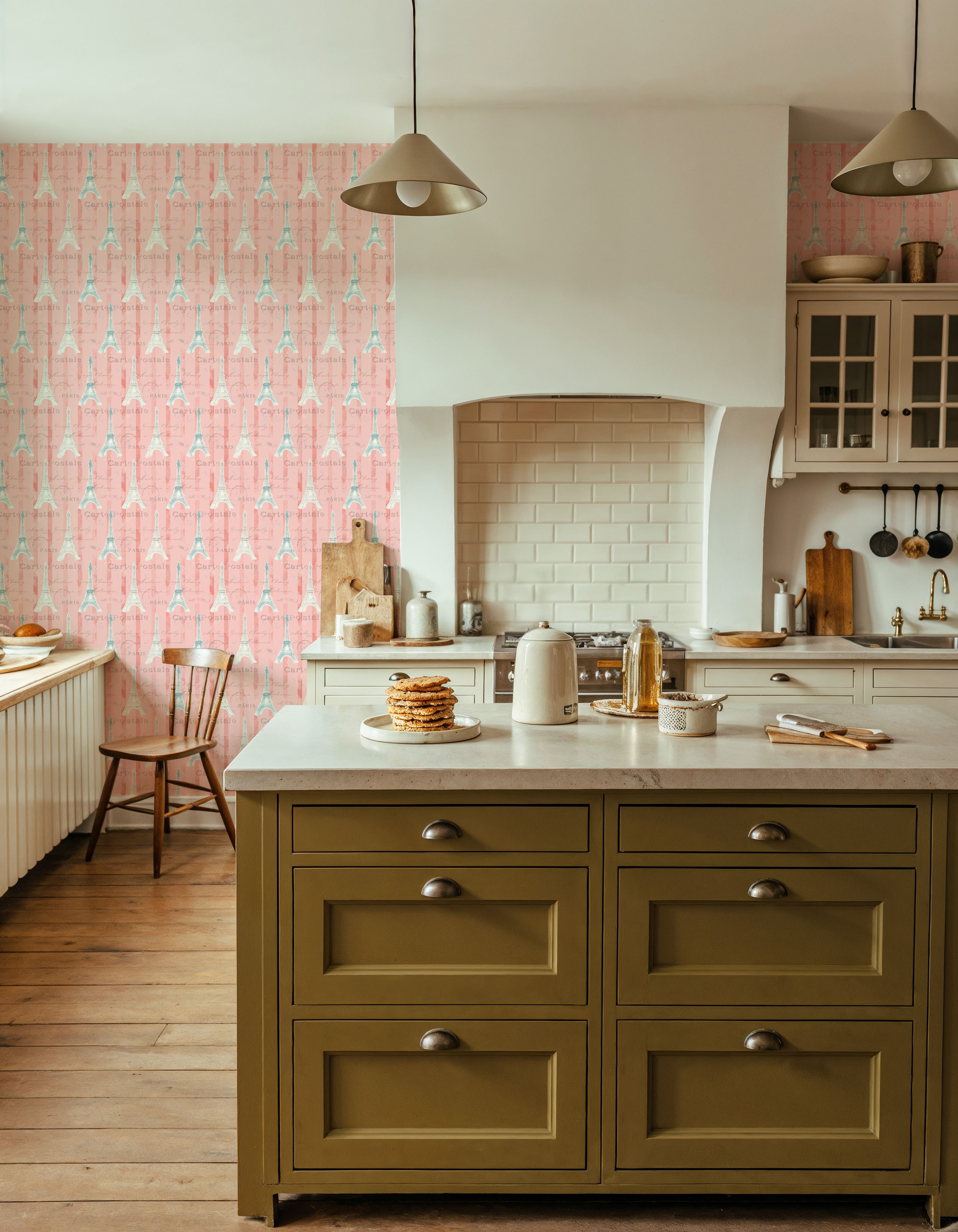 Greetings from Paris Red