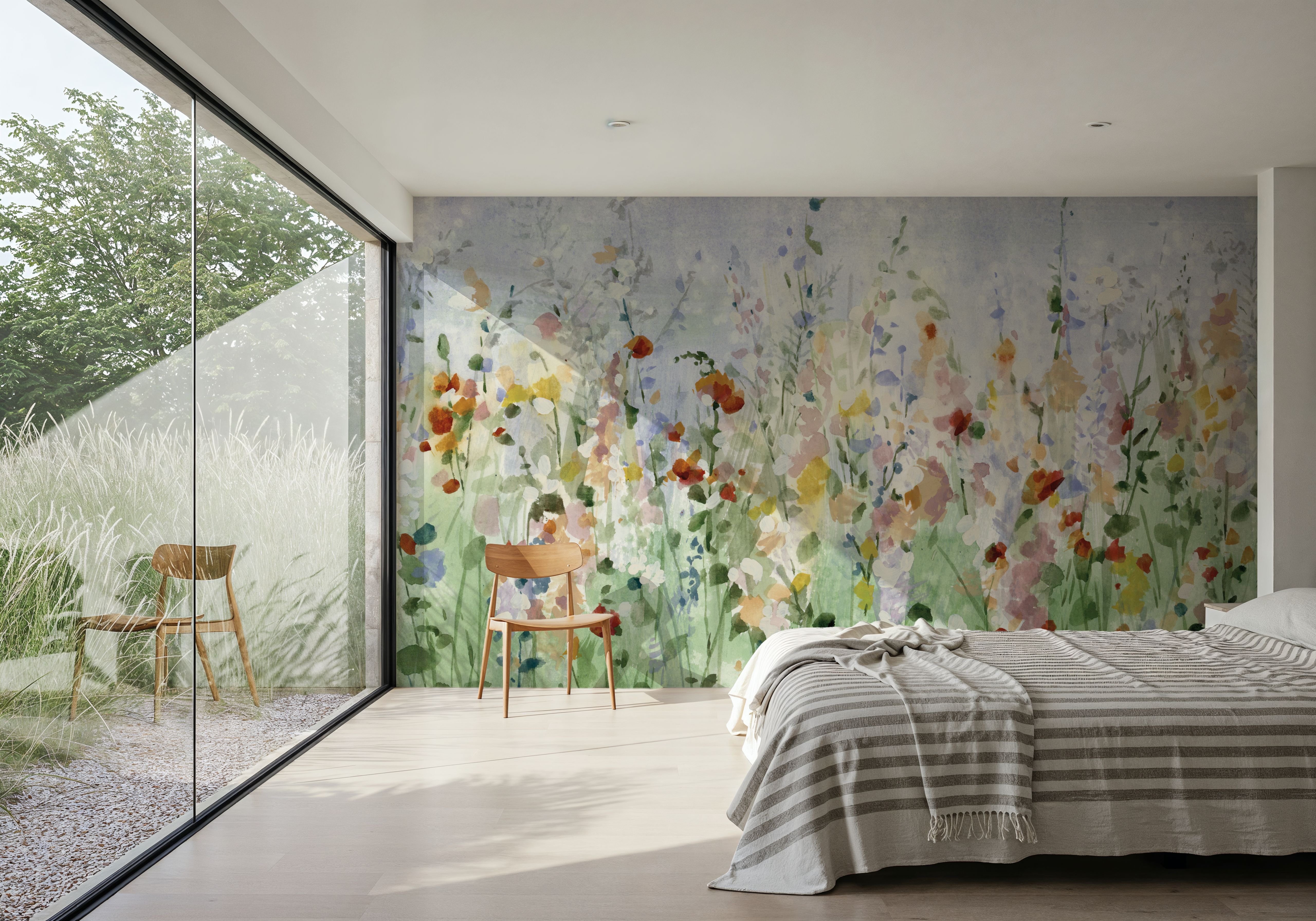 Wild and Free, Behang