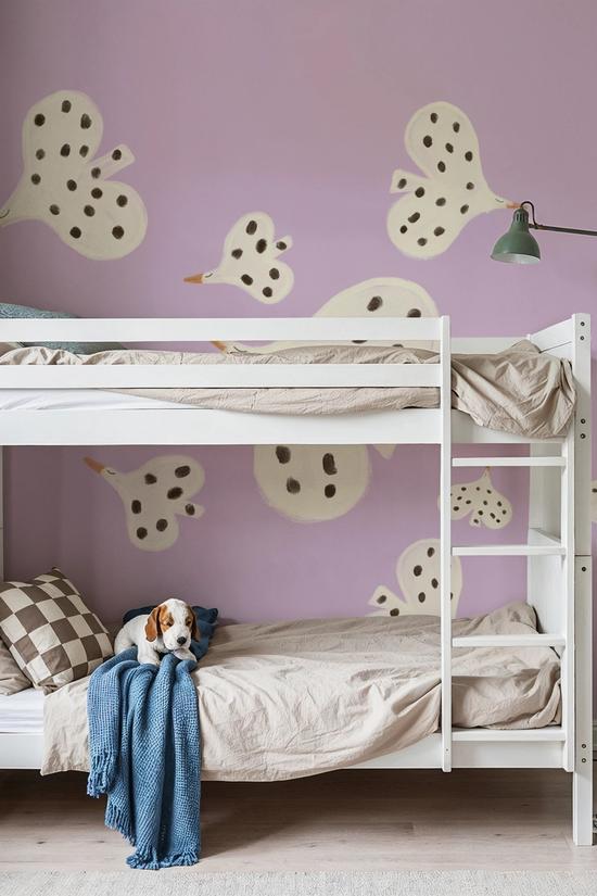 Birds Flying High, Lilac