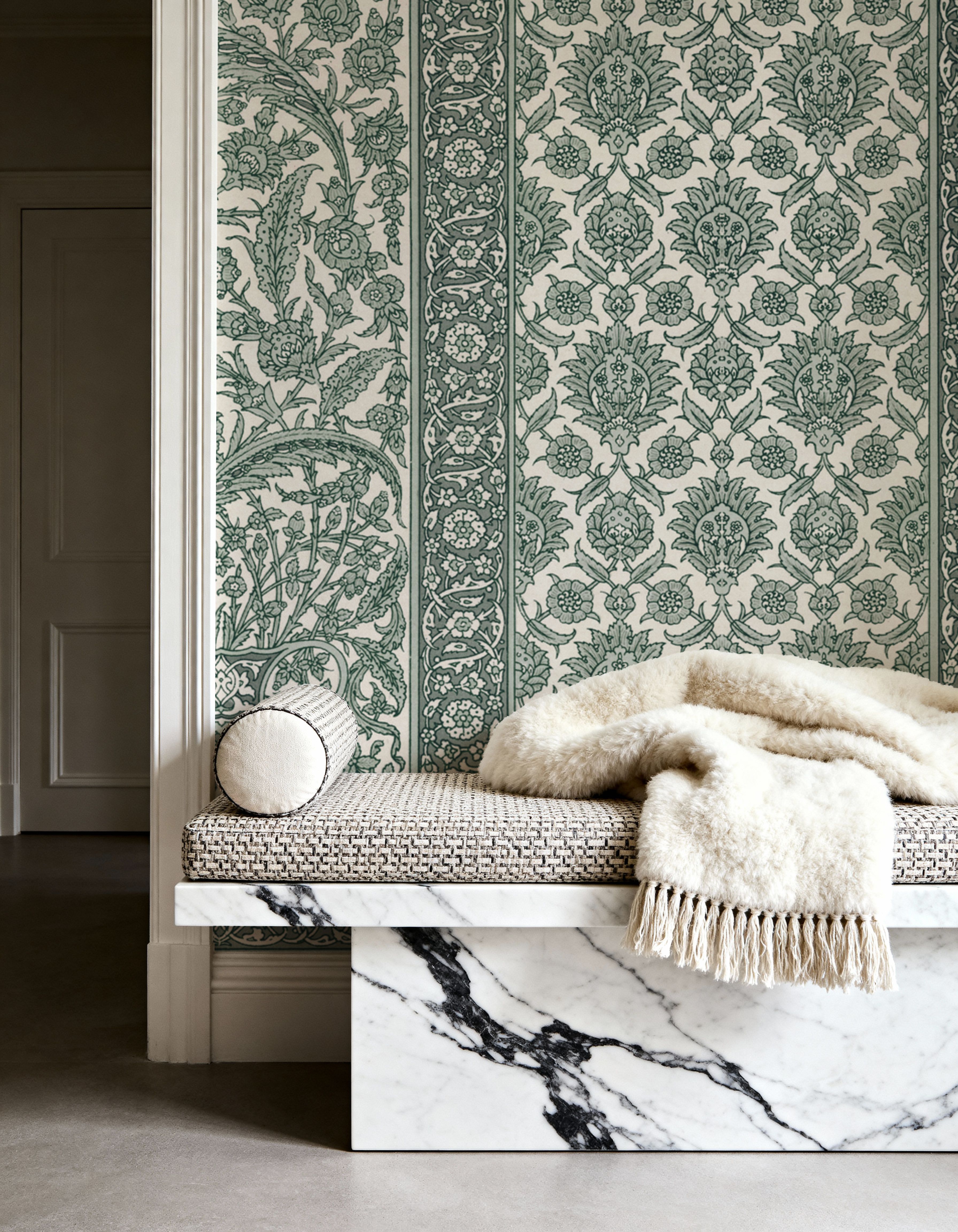 Riad Ornaments, Artichoke