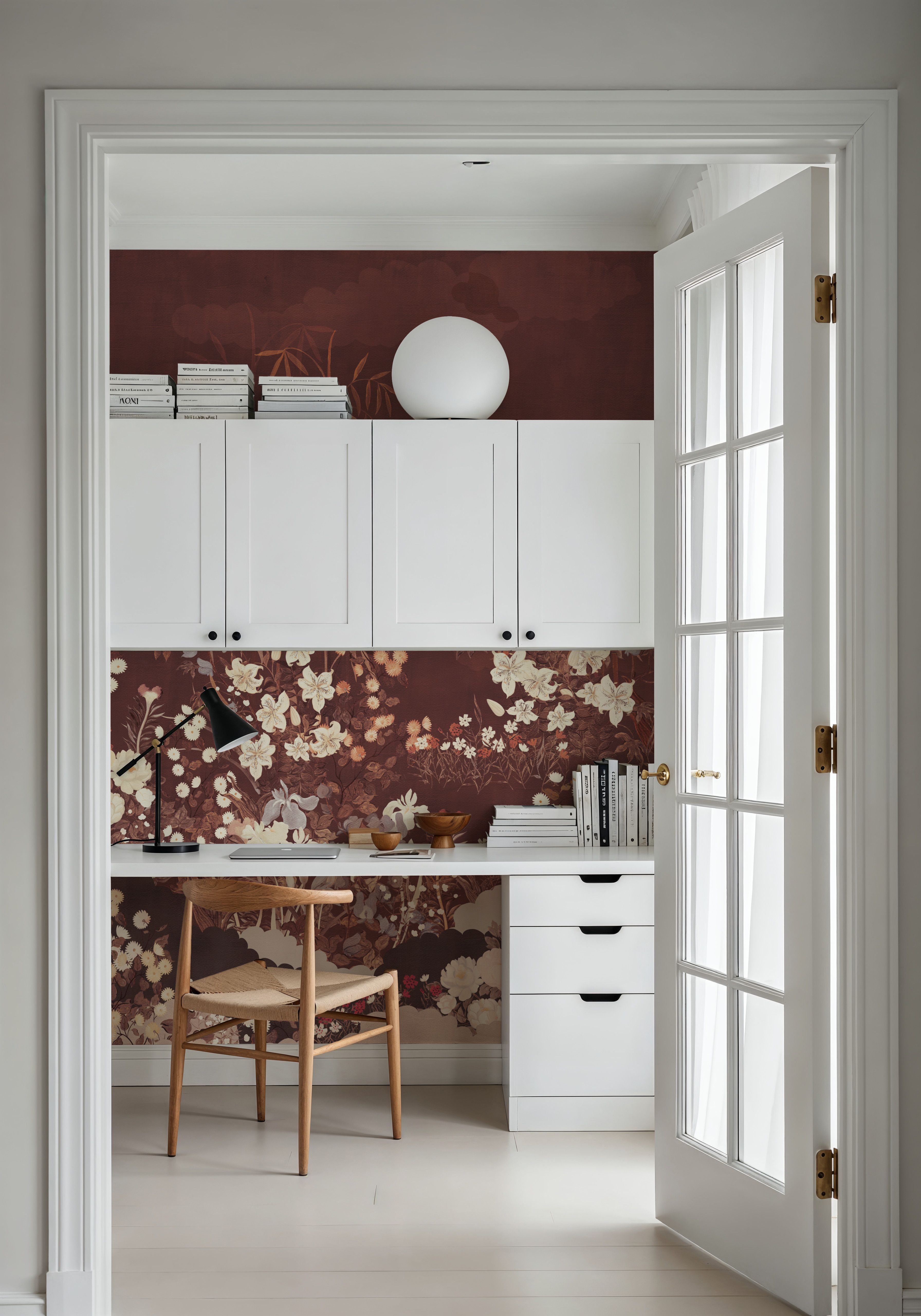 Kasumi Garden, Lacquer Red