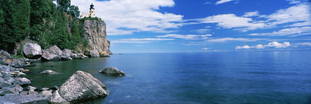 Lakeside Lighthouse Haven