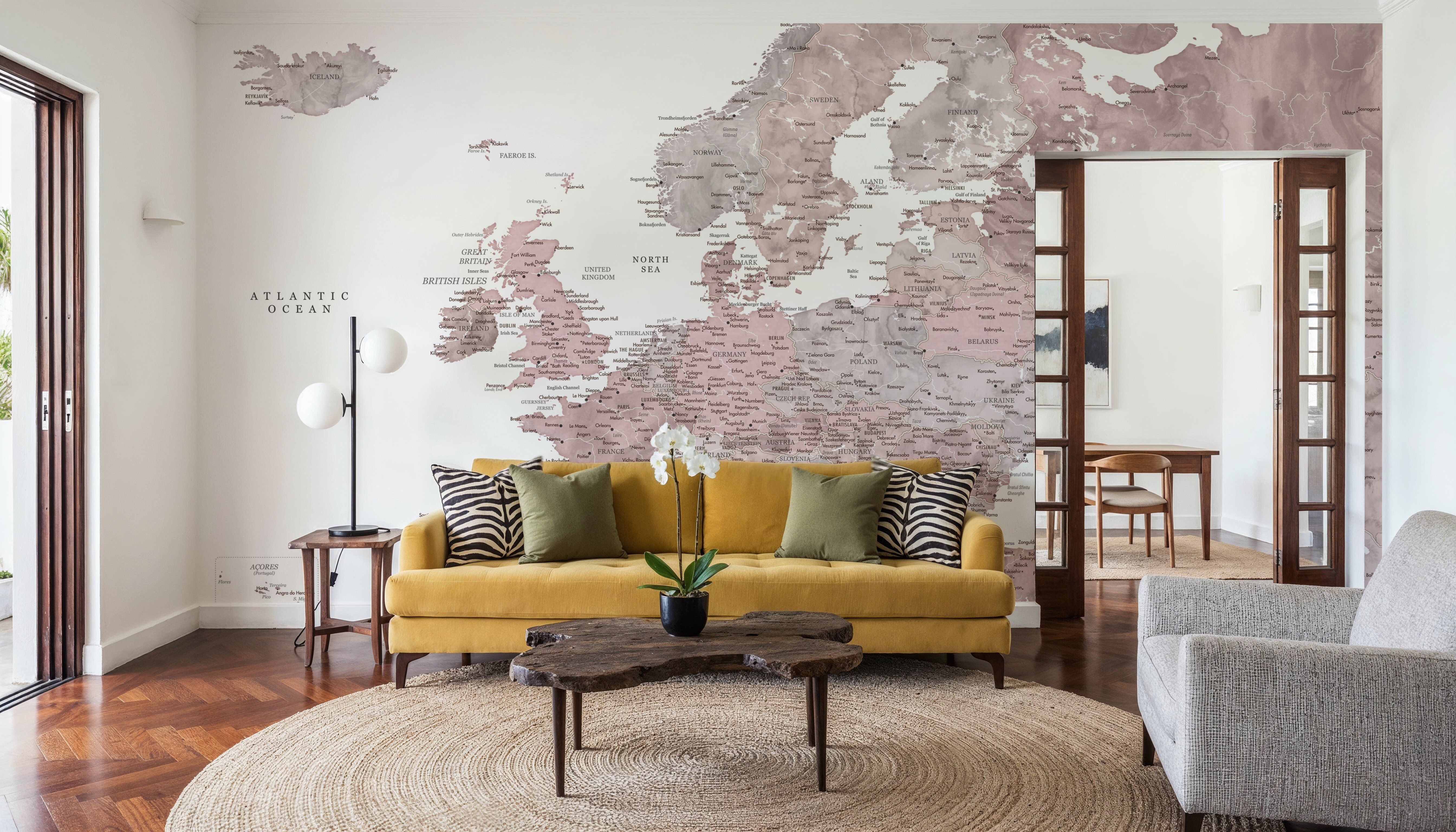 Europe Map Detailed - Linda