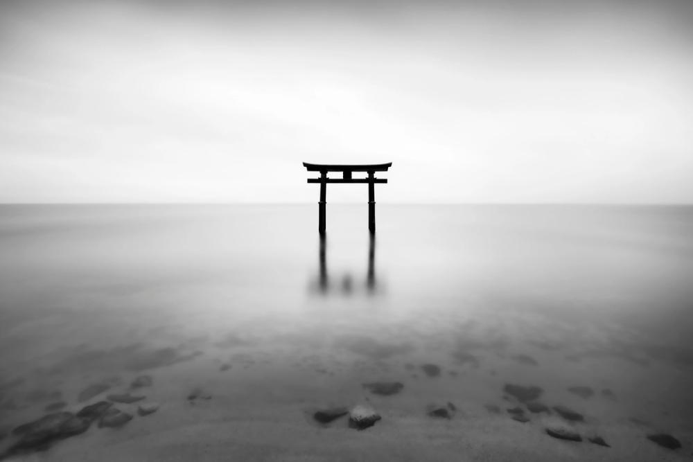 Biwa Torii