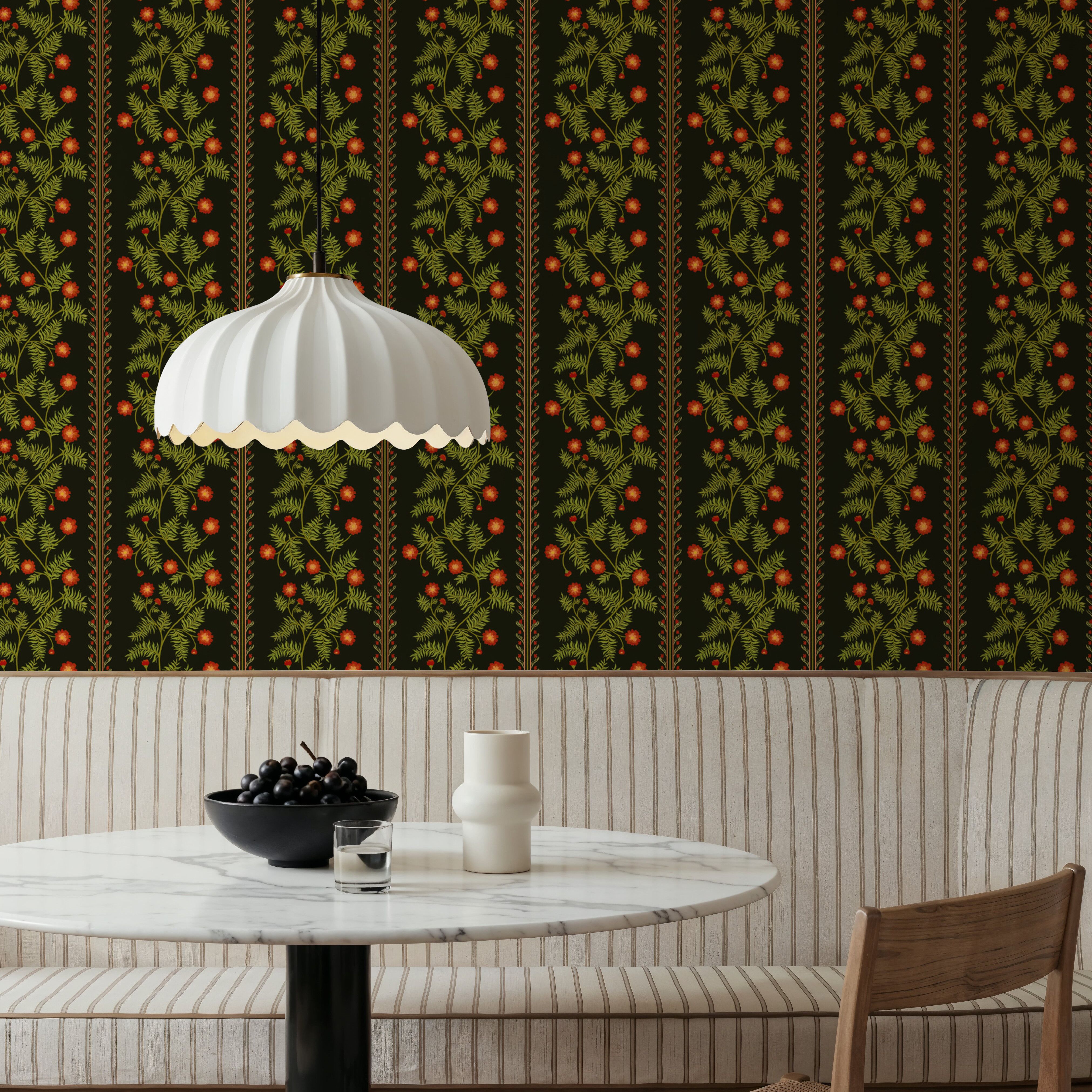 Marigold Stripes, Vermilion on Black, Tapety