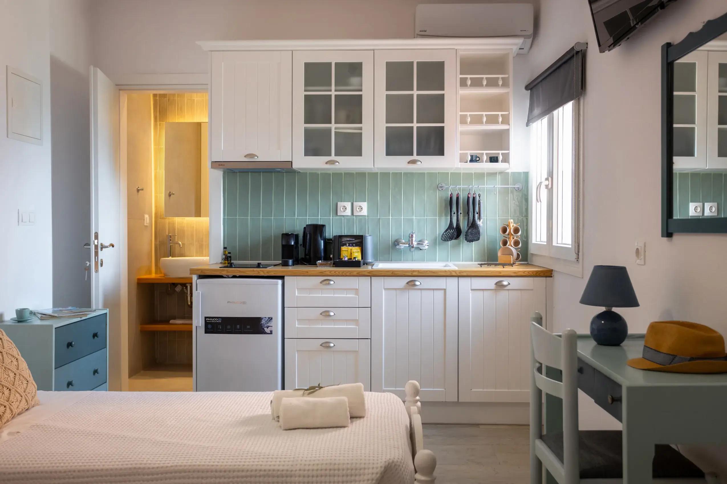 Queen Bed Σουίτα - Image 6 of 11