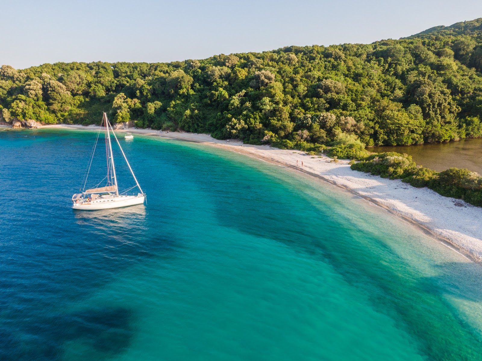 Akoli-beach-of-North-east-Corfu