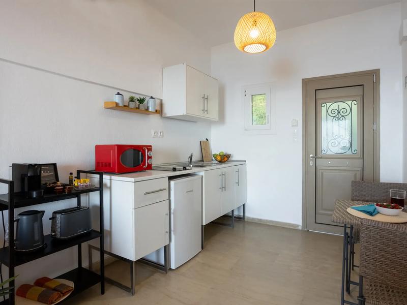 Apartment with Sea View — image 8