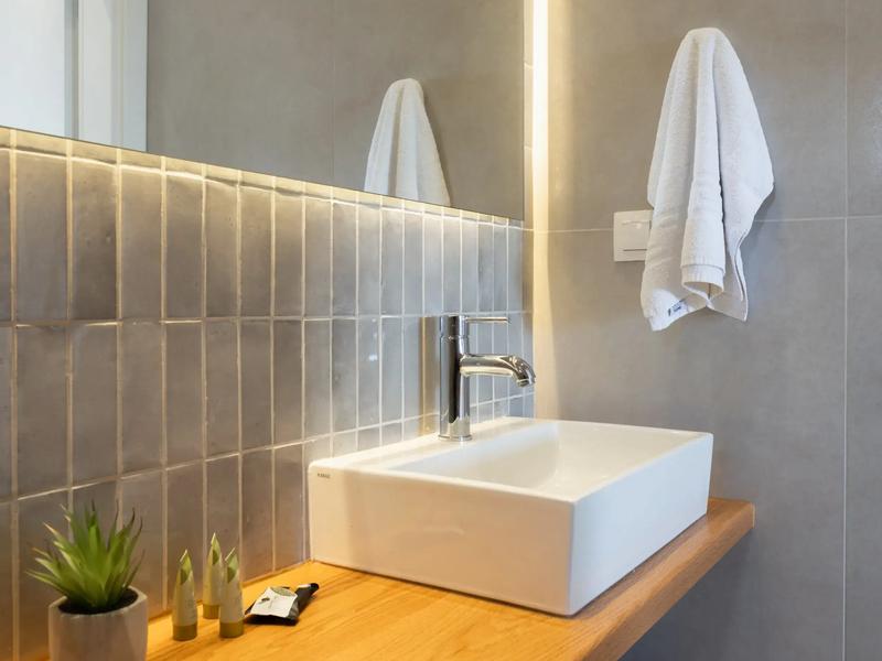 Premium Redesigned Studio with Sea view — image 5