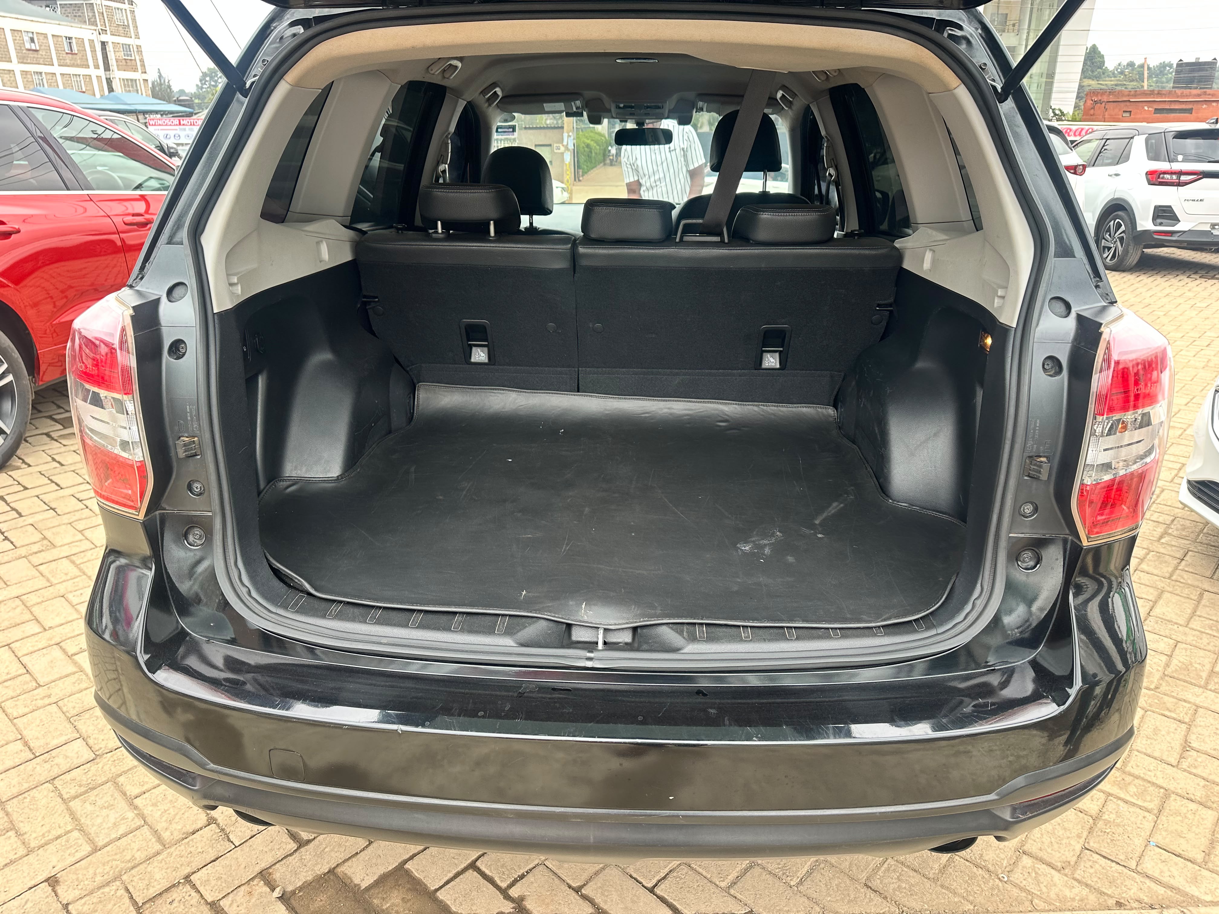 2016 Subaru Forester XT thumbnail 12