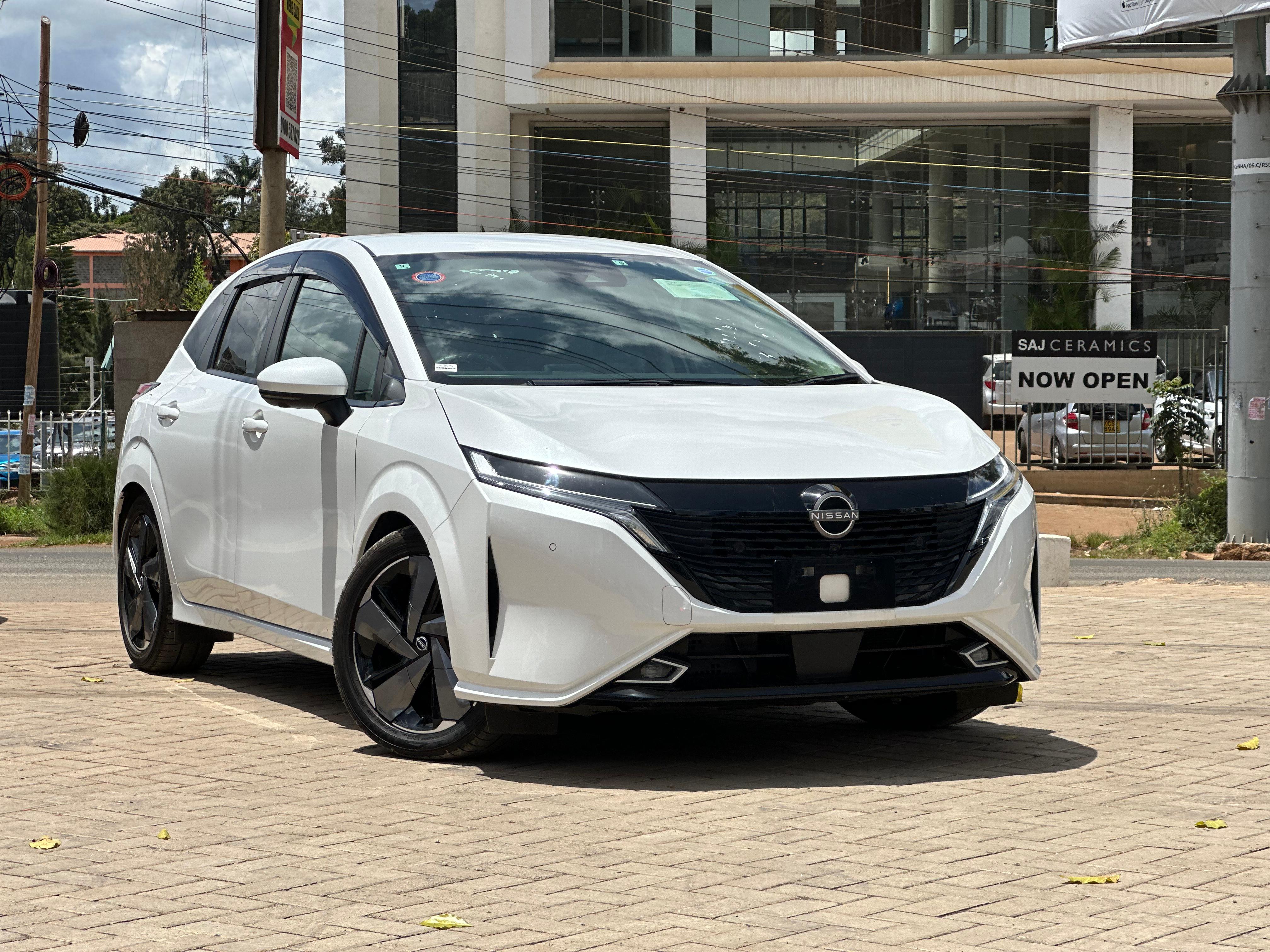 2022 Nissan Note Aura thumbnail 2