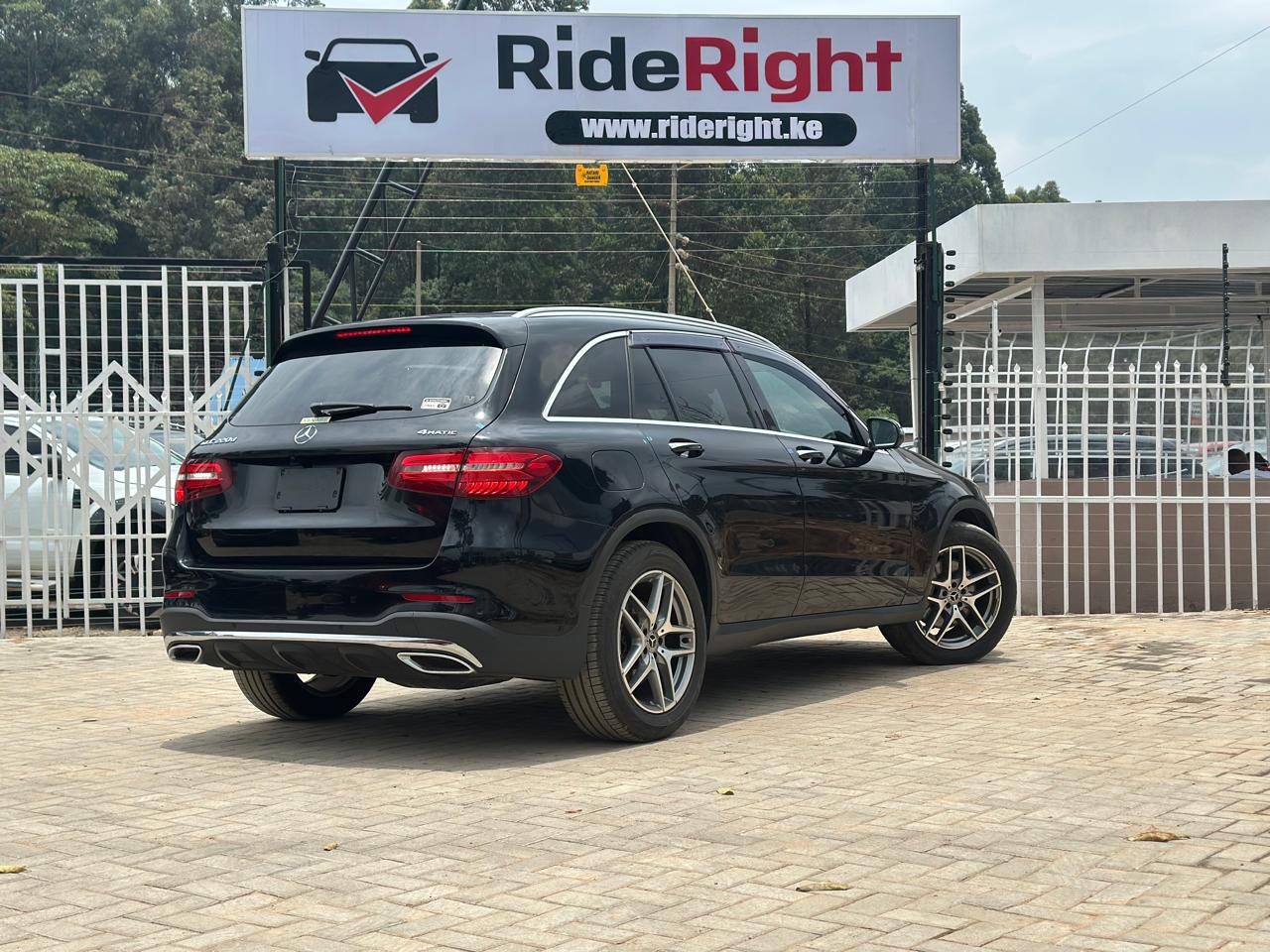 2018 Mercedes Benz GLC 220D thumbnail 5