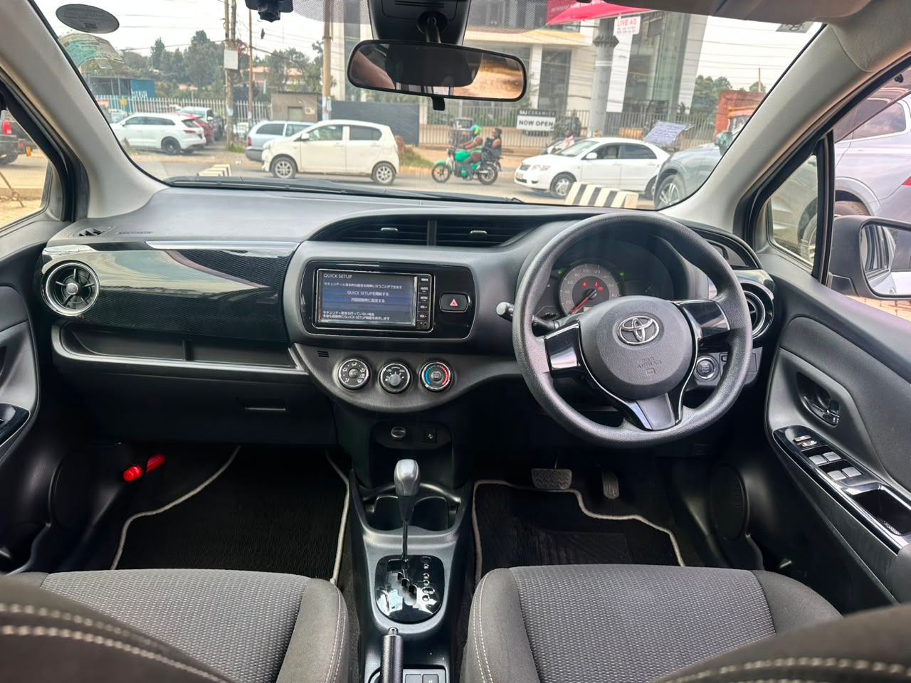 2019 Toyota Vitz thumbnail 8