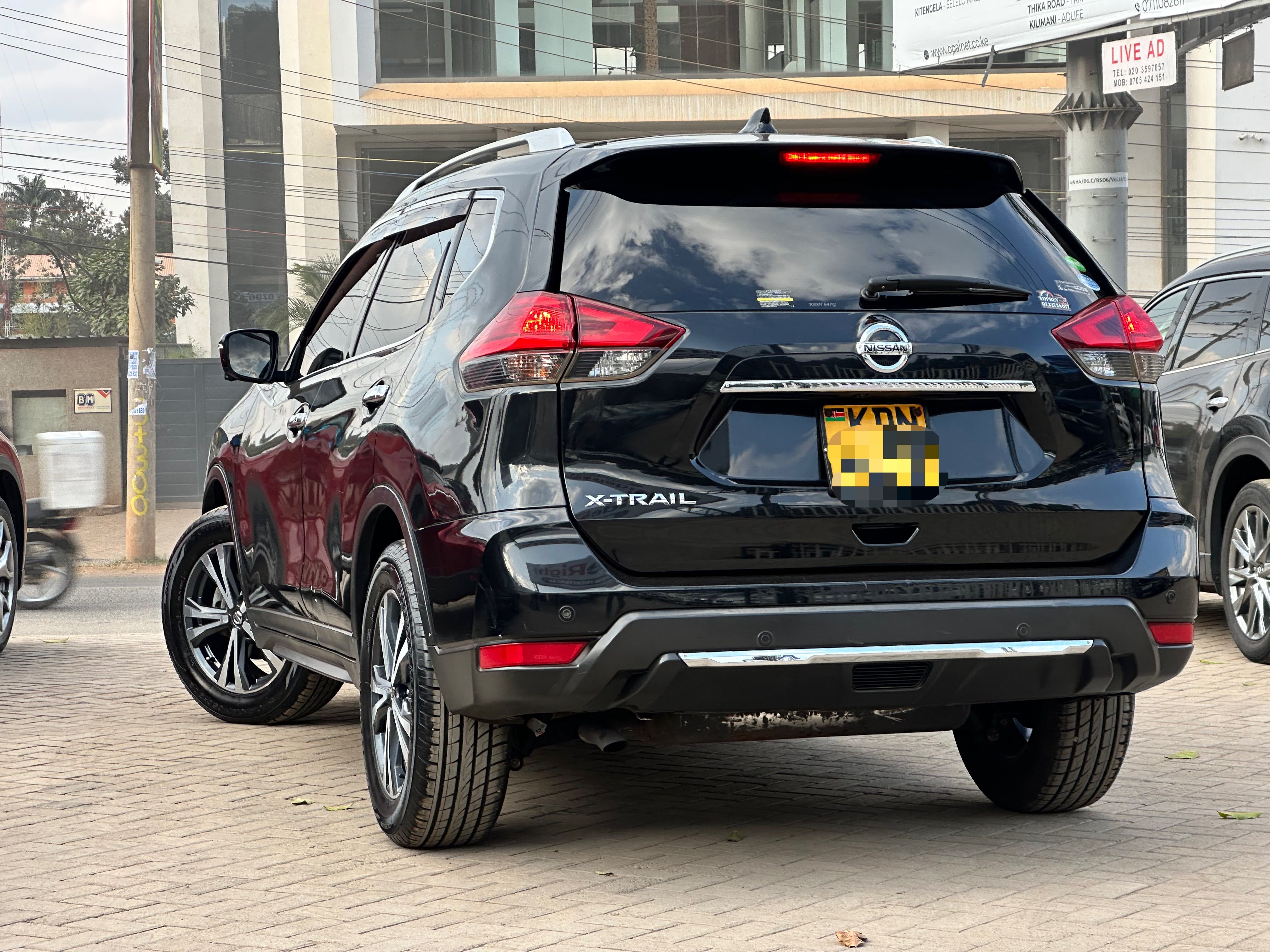 2018 Nissan Xtrail thumbnail 4