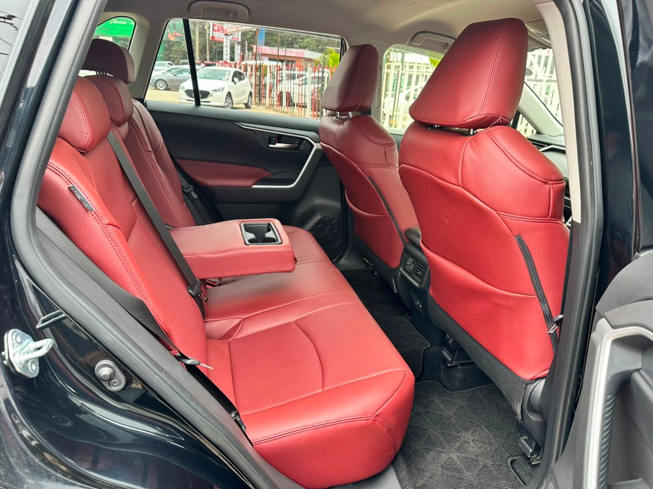 2020 Toyota Rav4 thumbnail 11