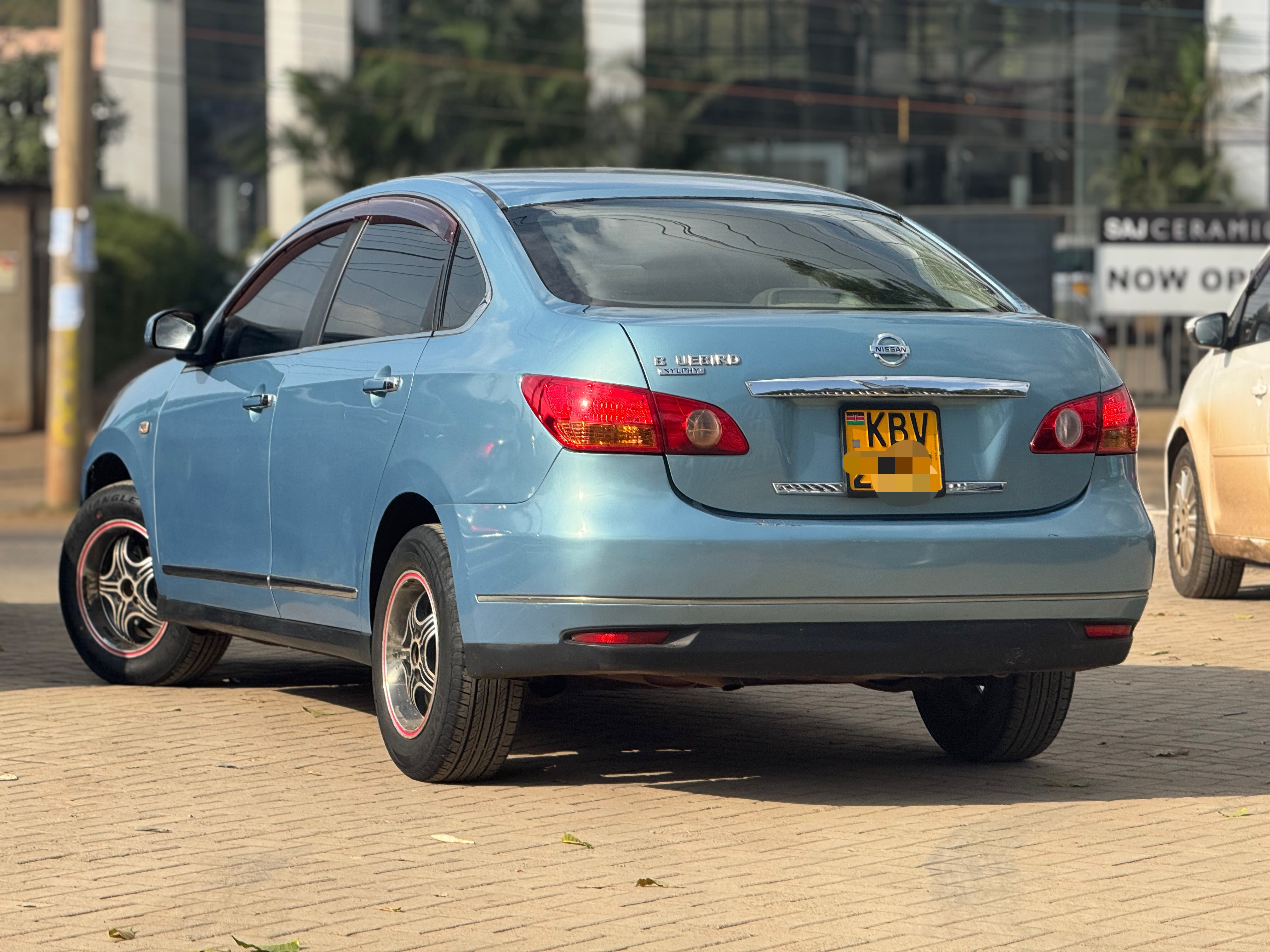 2006 Nissan Bluebird thumbnail 4