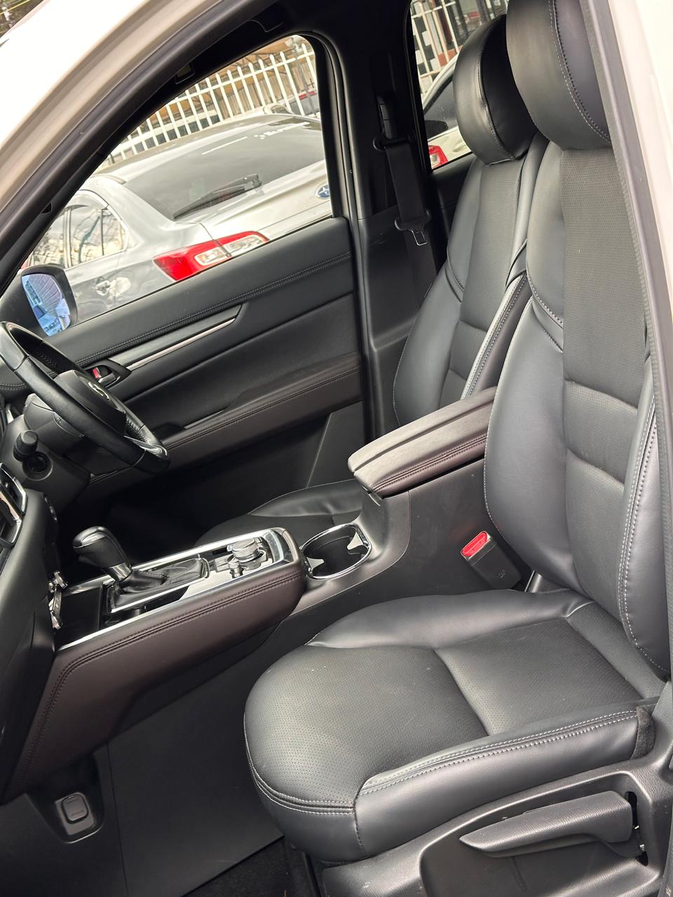 2019 Mazda CX8  thumbnail 8