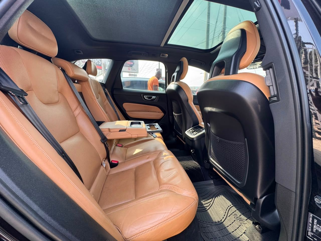 2018 Volvo Xc60 T5 thumbnail 9