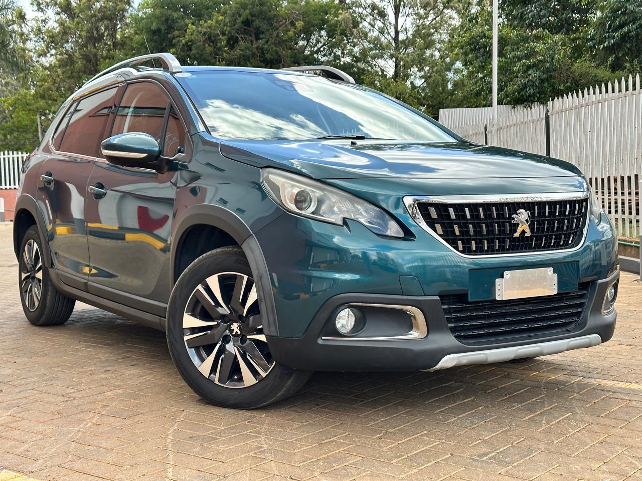 2019 Peugeot 2008 Allure - view 2