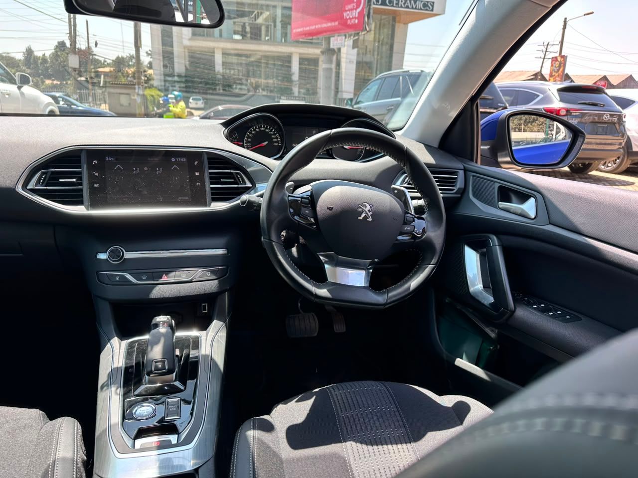 2019 Peugeot 308 Allure thumbnail 8