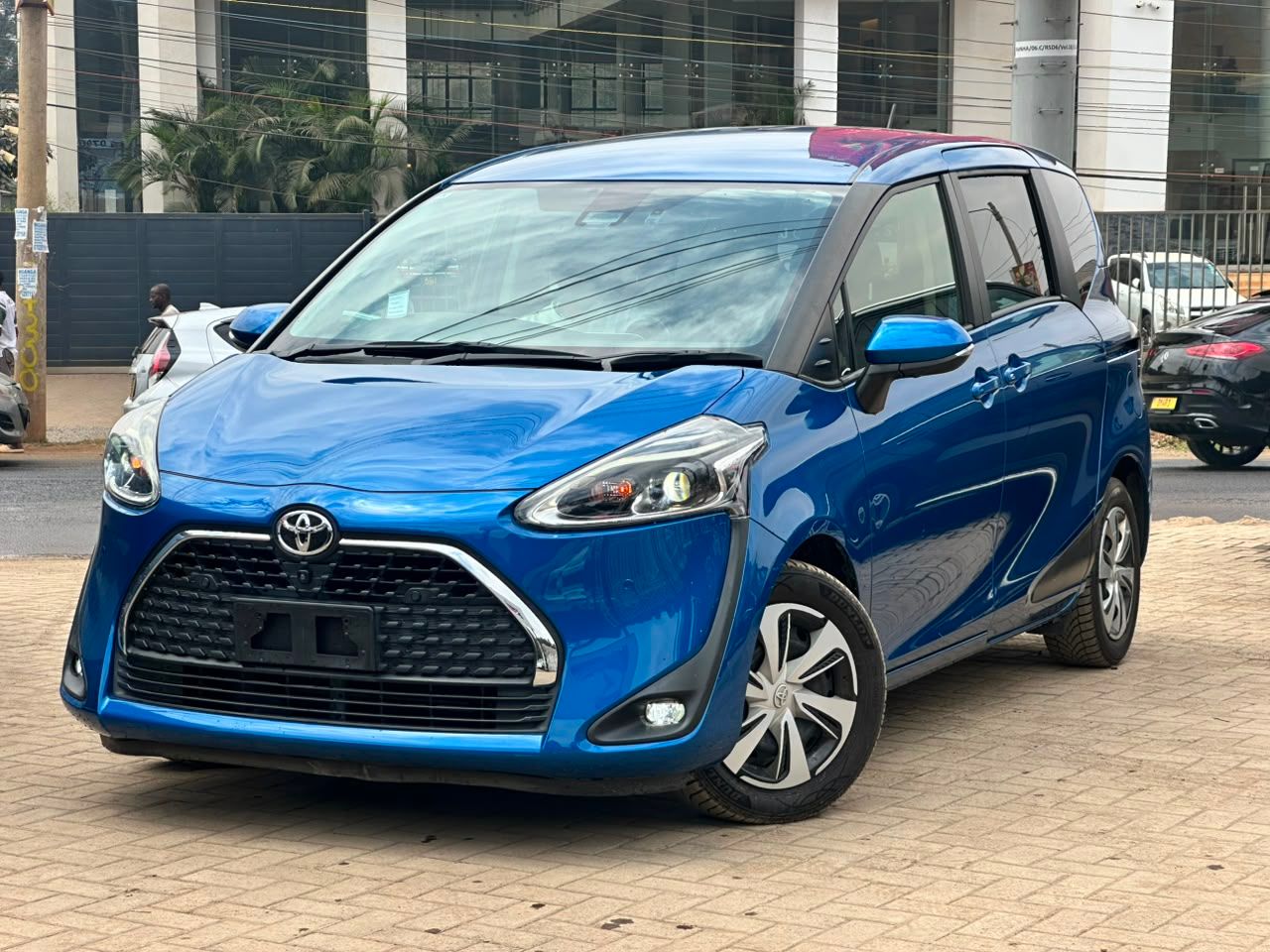 2020 Toyota Sienta 