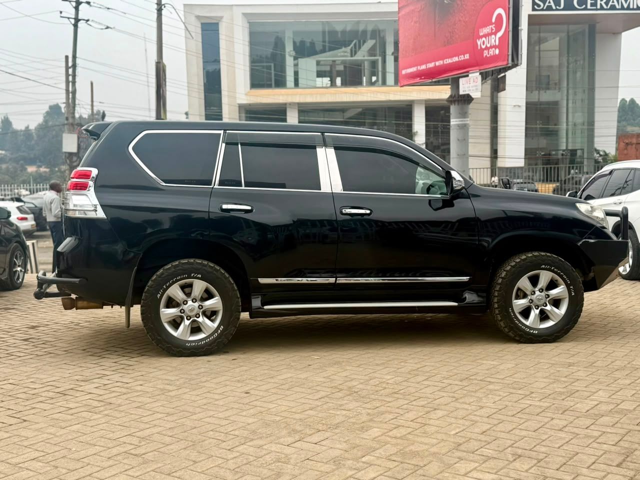 2012 Toyota Land Cruiser Prado thumbnail 7