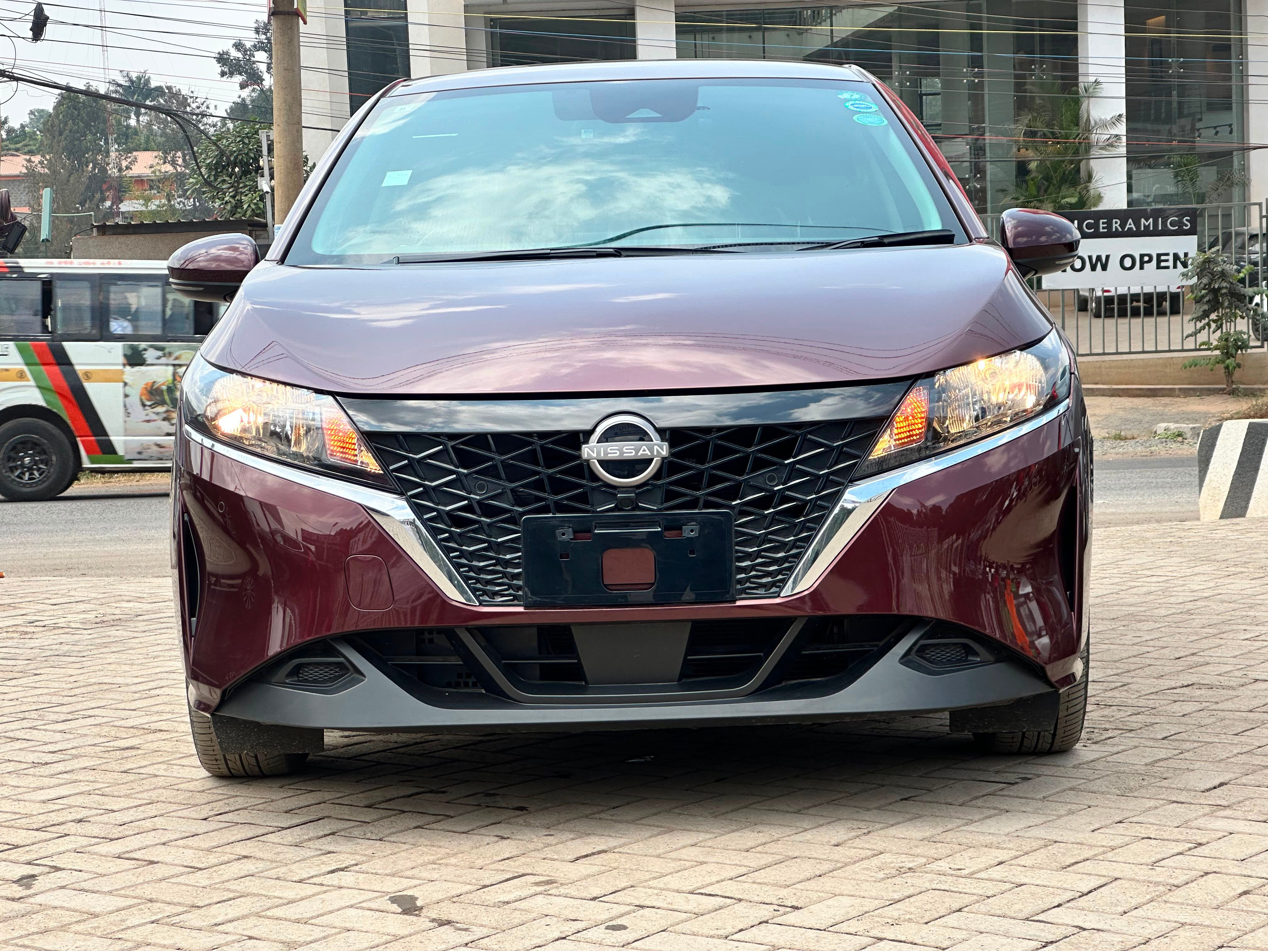 2021 Nissan Note - view 3