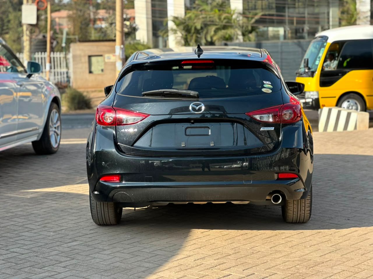 2019 Mazda Axela  thumbnail 6