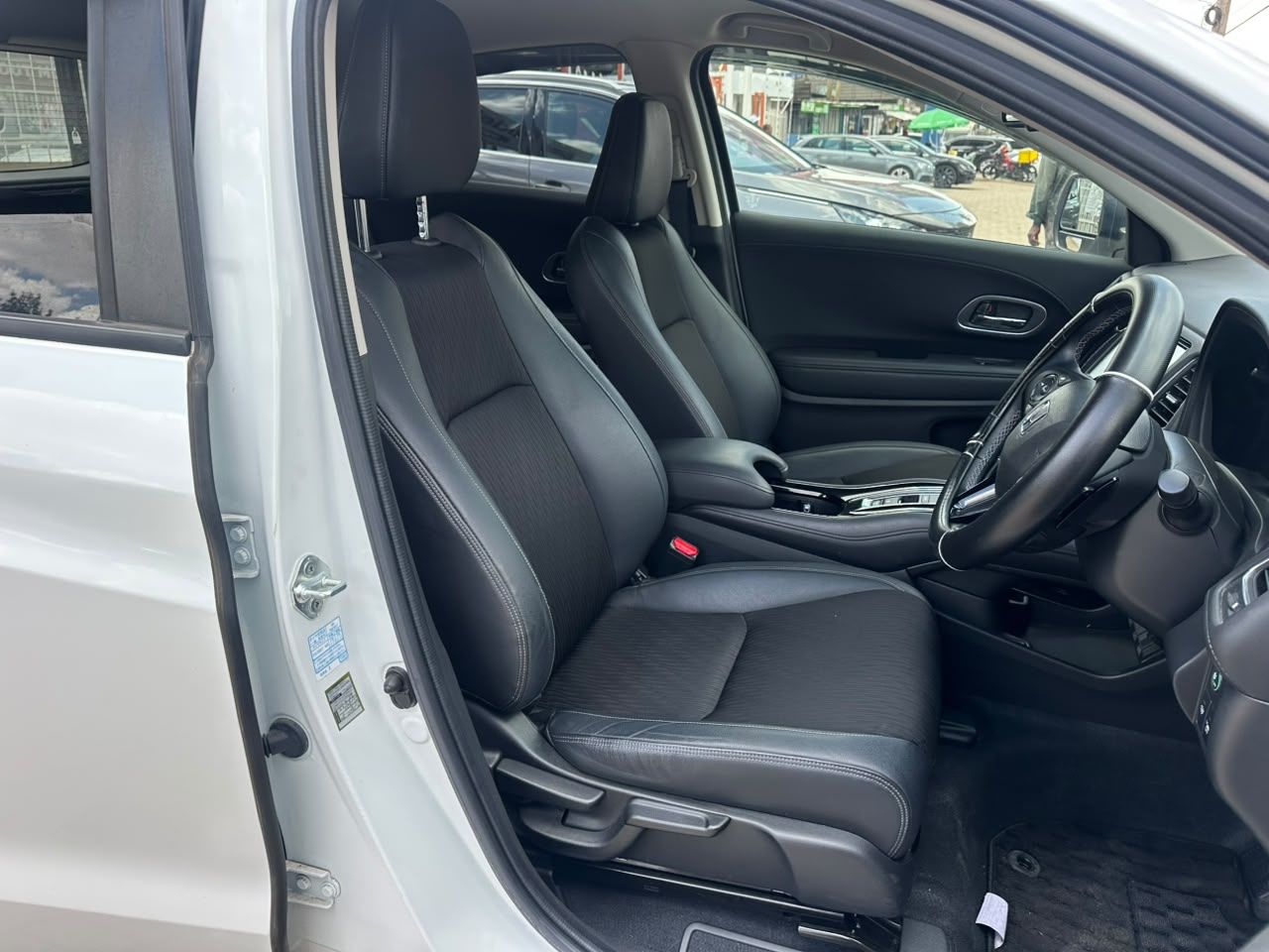 2019 Honda Vezel Hybrid thumbnail 8