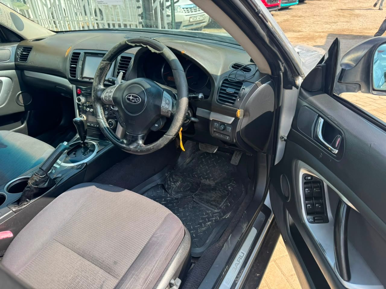 2008 Subaru Outback thumbnail 7