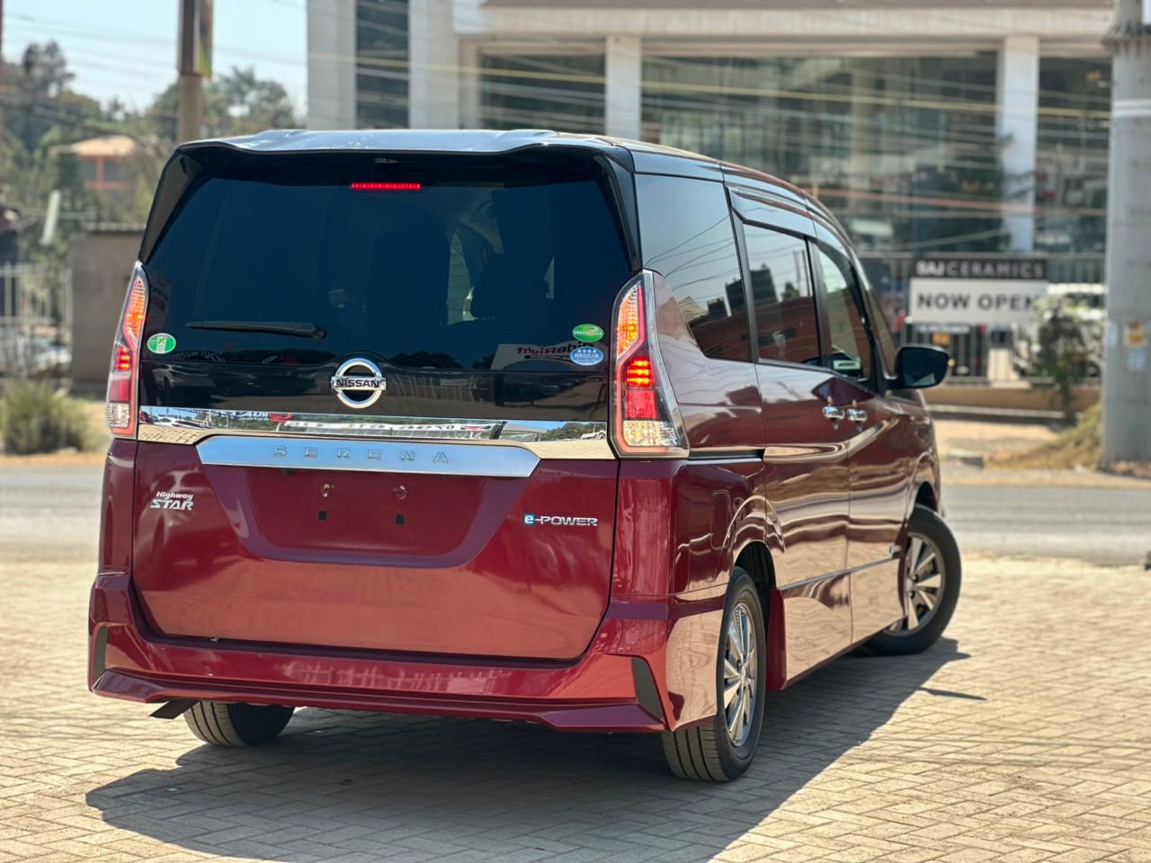 2019 Nissan Serena Highway Star thumbnail 5