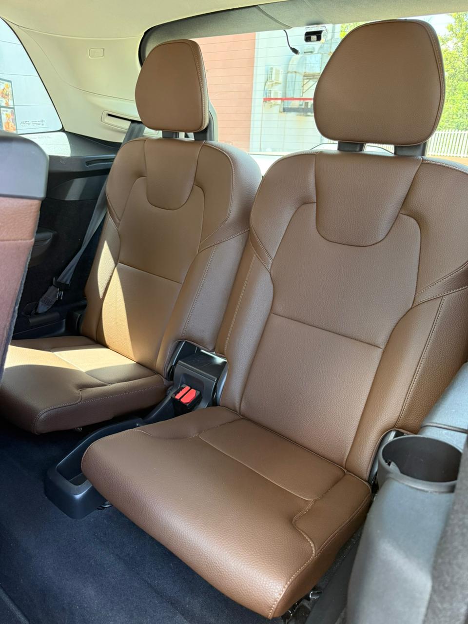 2019 Volvo XC90 T5 thumbnail 6