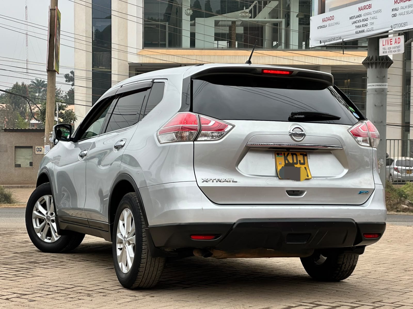 2015 Nissan Xtrail thumbnail 5