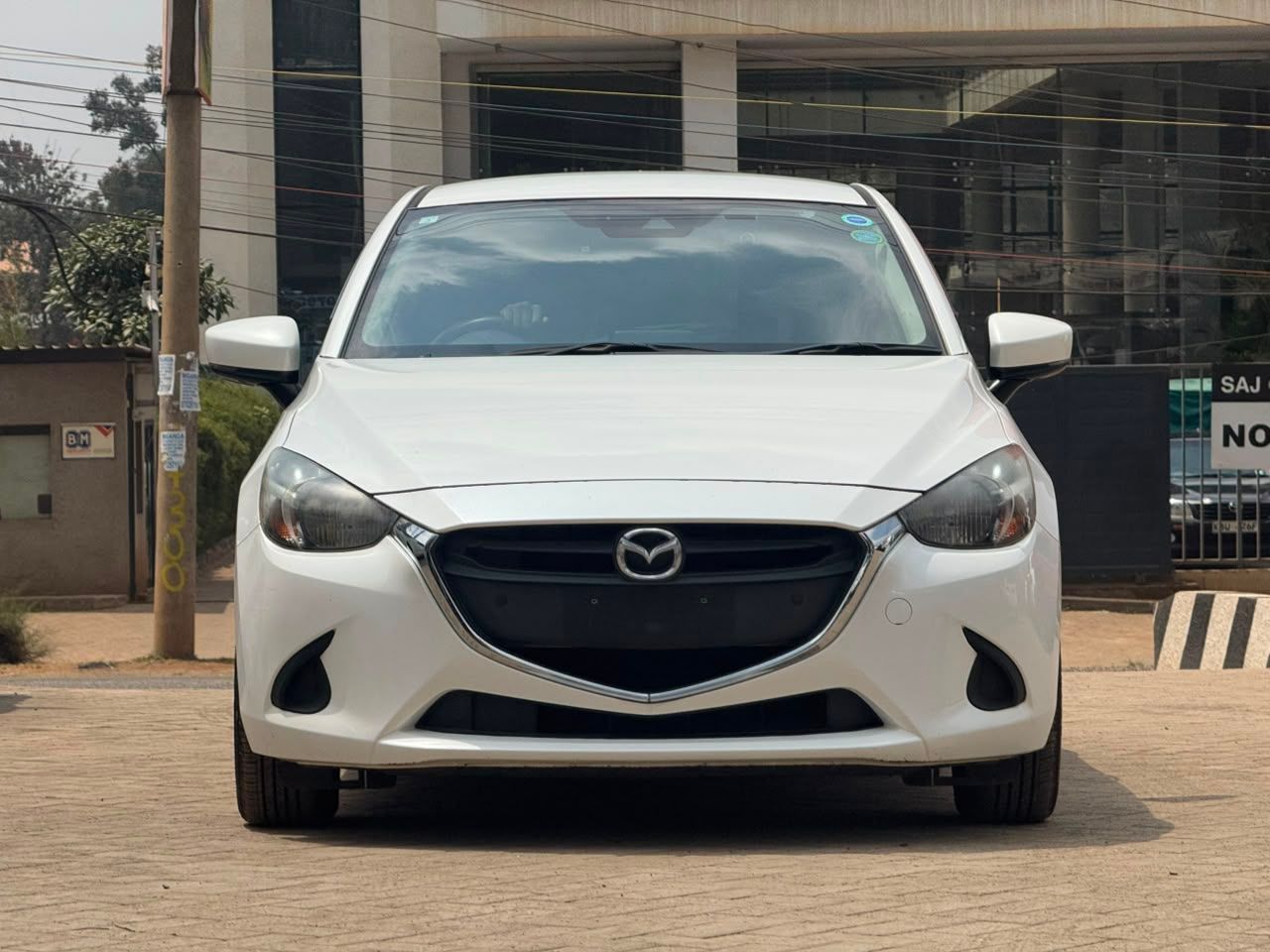 2019 Mazda Demio thumbnail 3