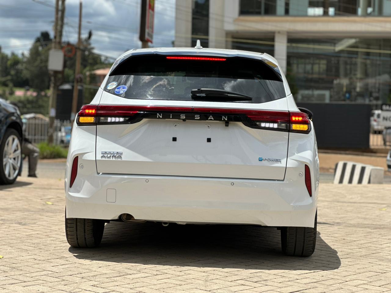 2022 Nissan Note Aura thumbnail 6