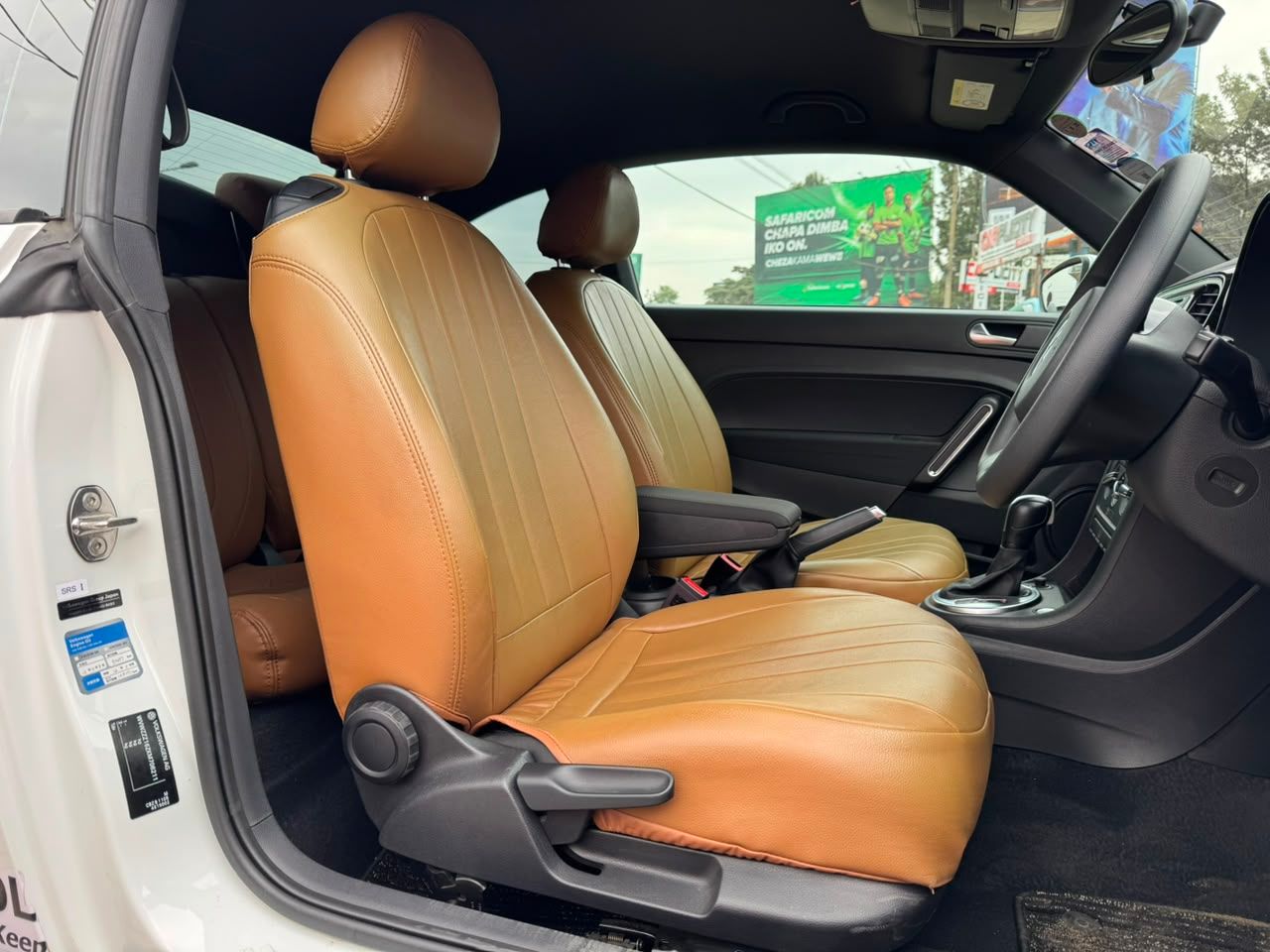 2019 Volkswagen Beetle thumbnail 11