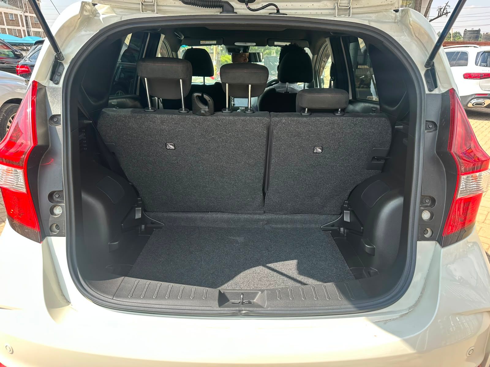 2019 Nissan Note Nismo S thumbnail 6