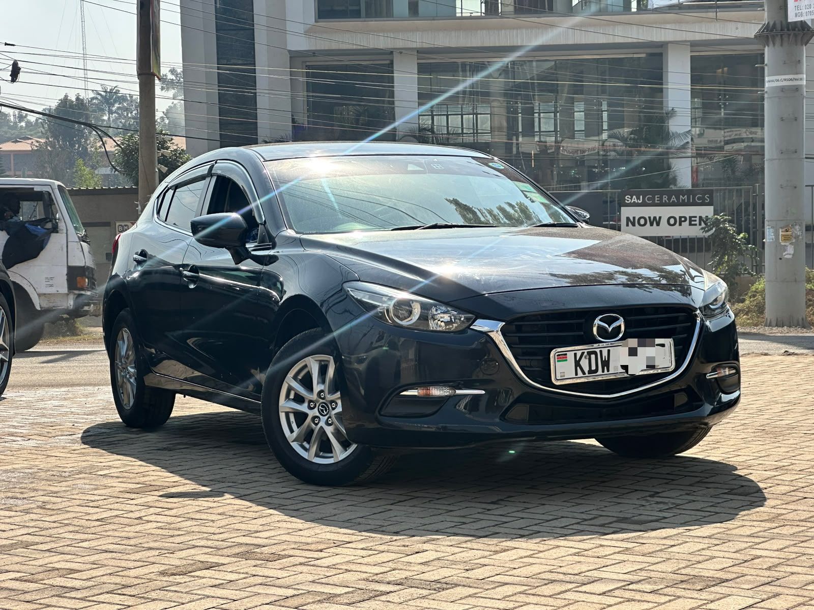 2018 mazda axela