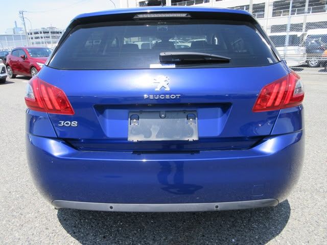 2019 Peugeot 308 Allure thumbnail 3