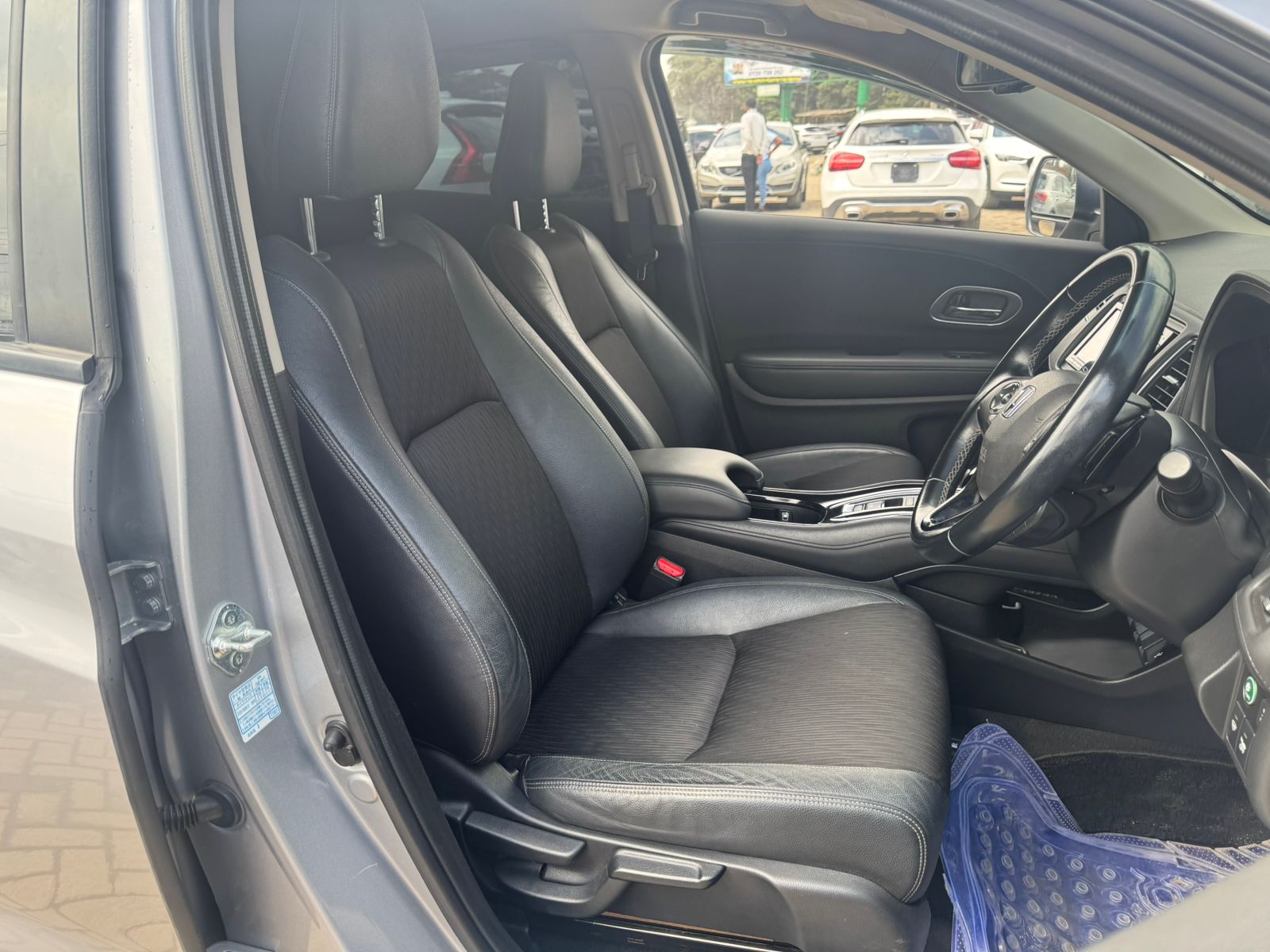 2018 Honda Vezel Hybrid thumbnail 9