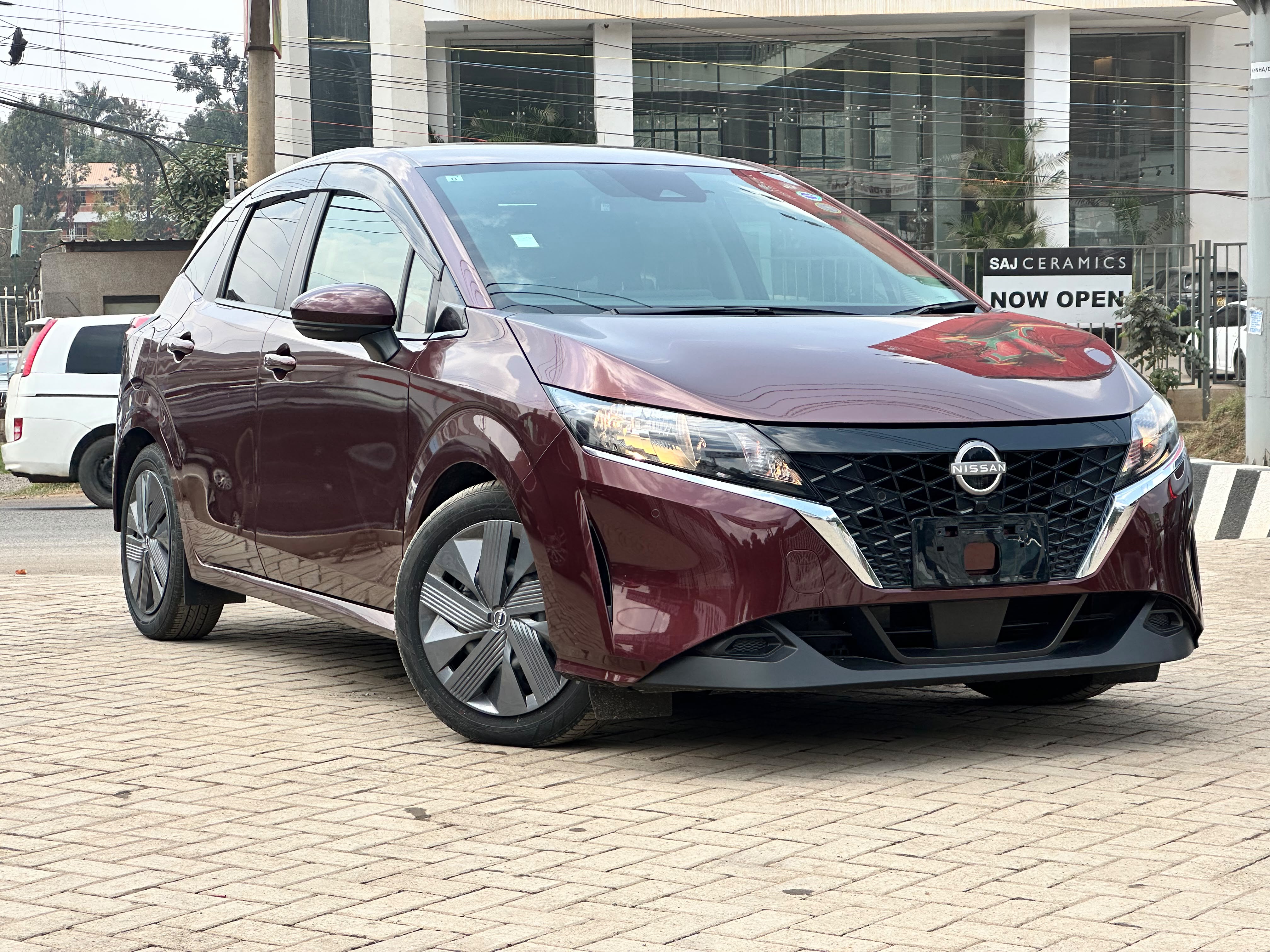 2021 Nissan Note - view 2