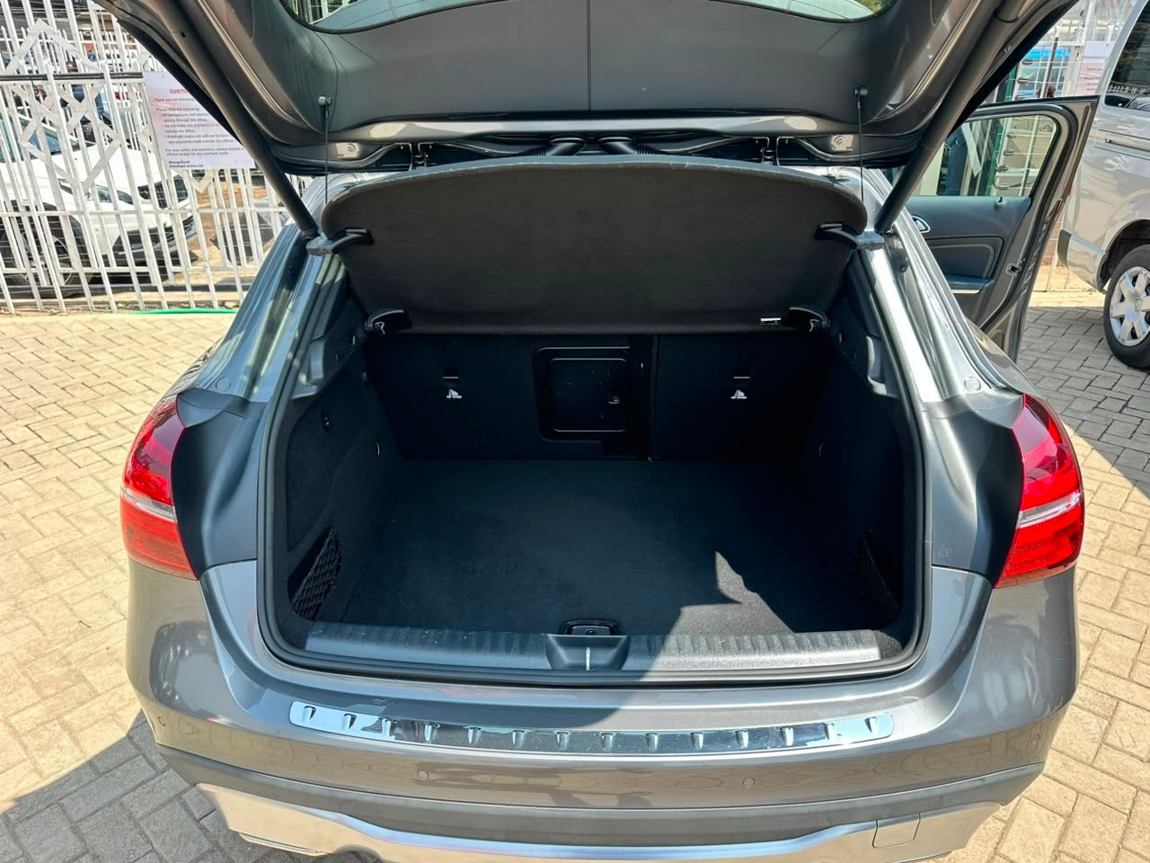 2019 Mercedes-Benz GLA 220 thumbnail 15