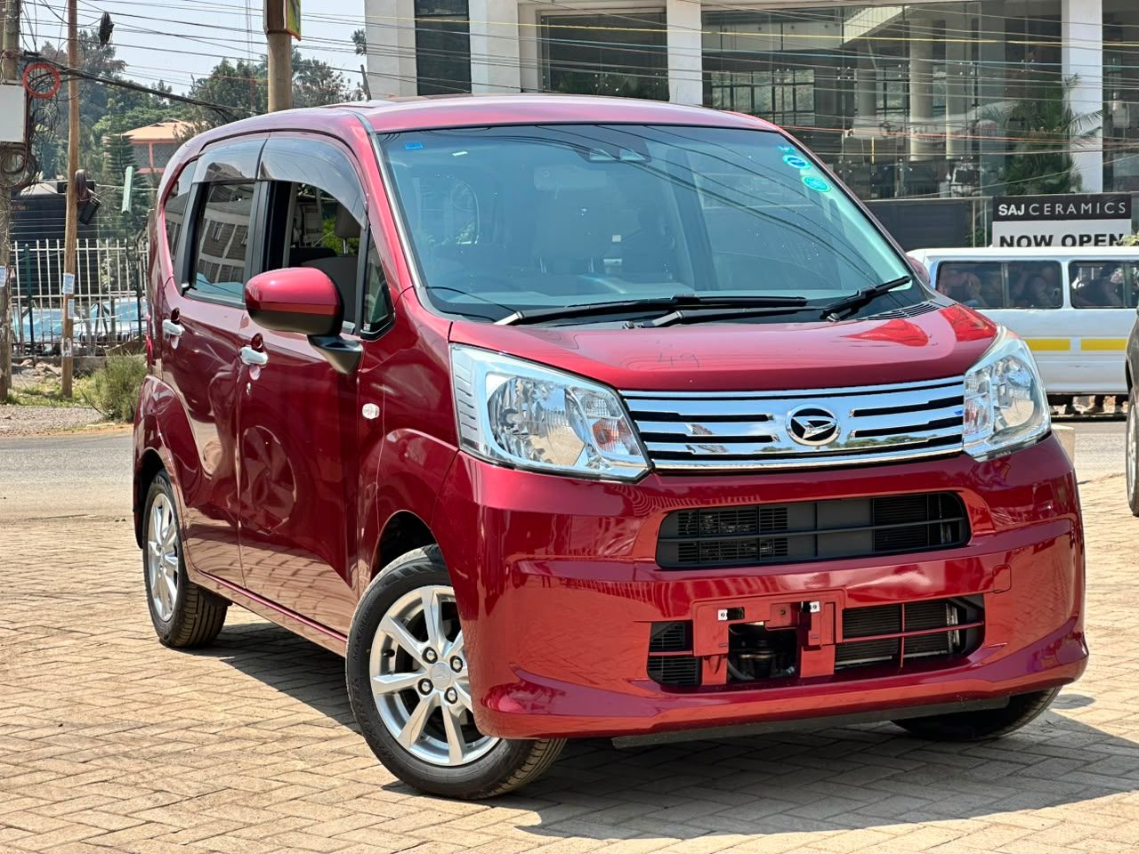 2019 Daihatsu Move X thumbnail 2